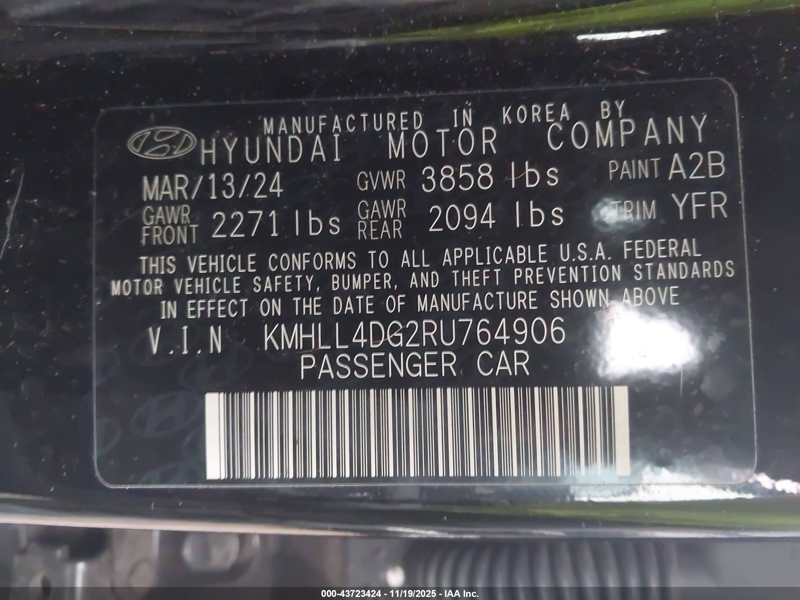 HYUNDAI ELANTRA image 9
