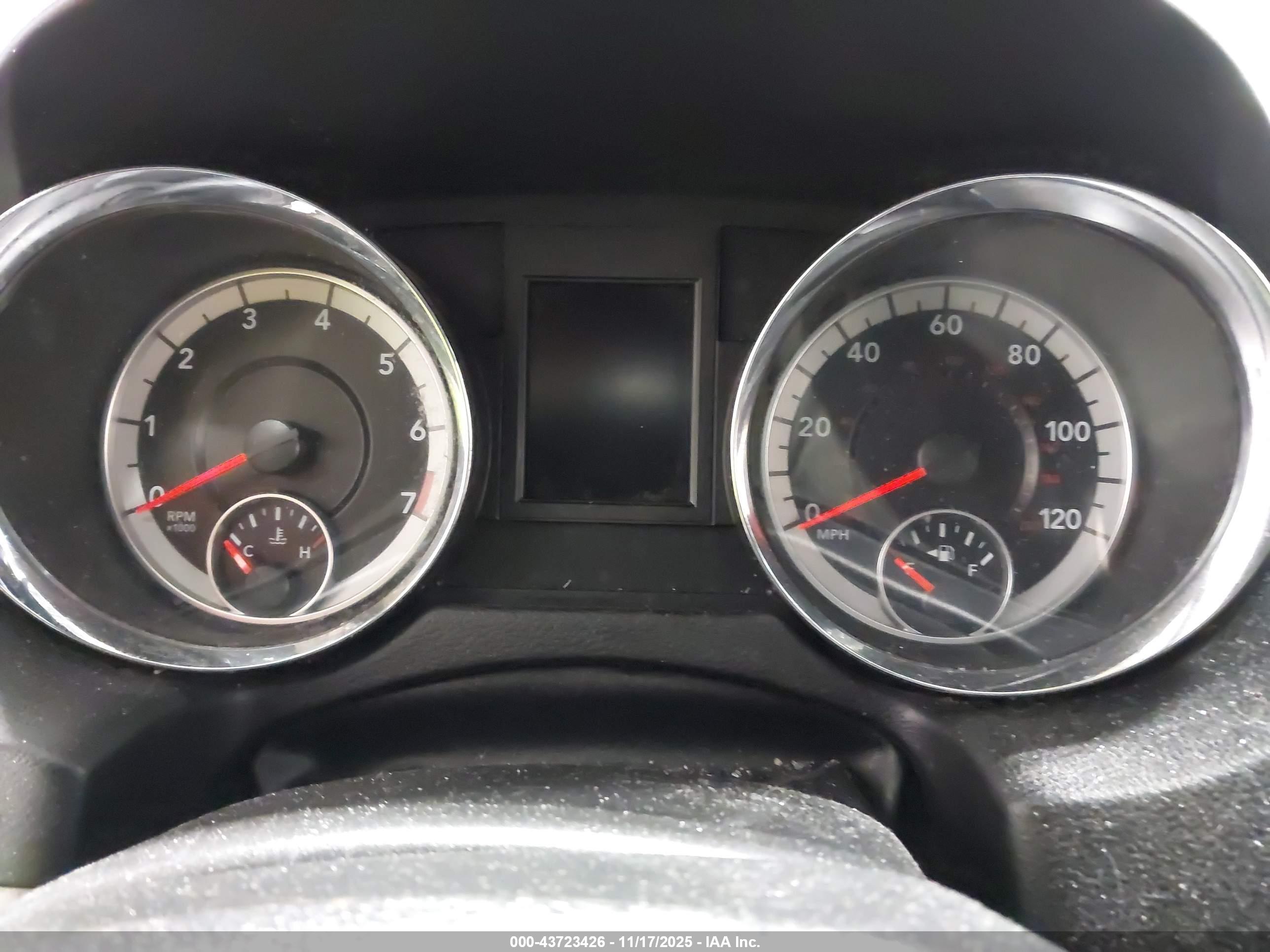 DODGE GRAND image 7