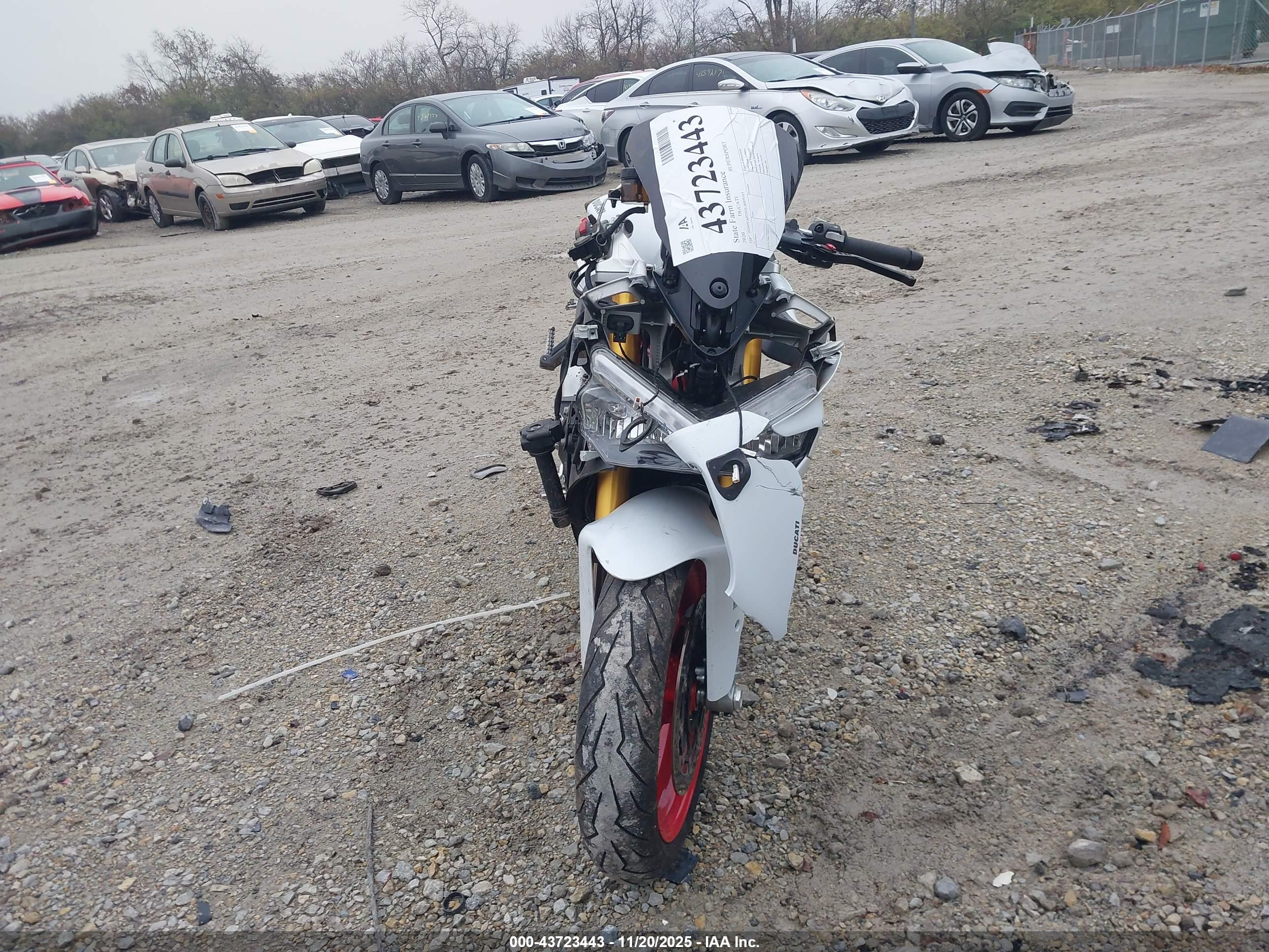 DUCATI SUPERSPORT image 5