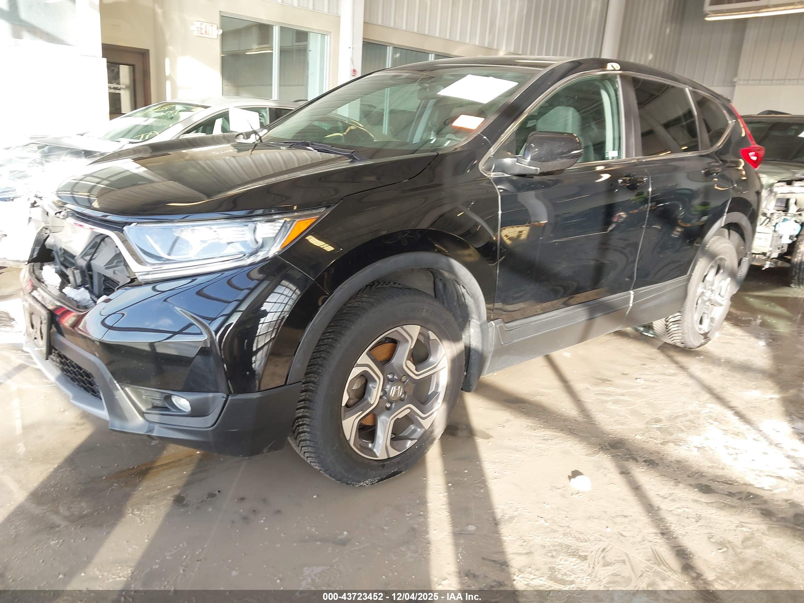 HONDA CR-V image 2