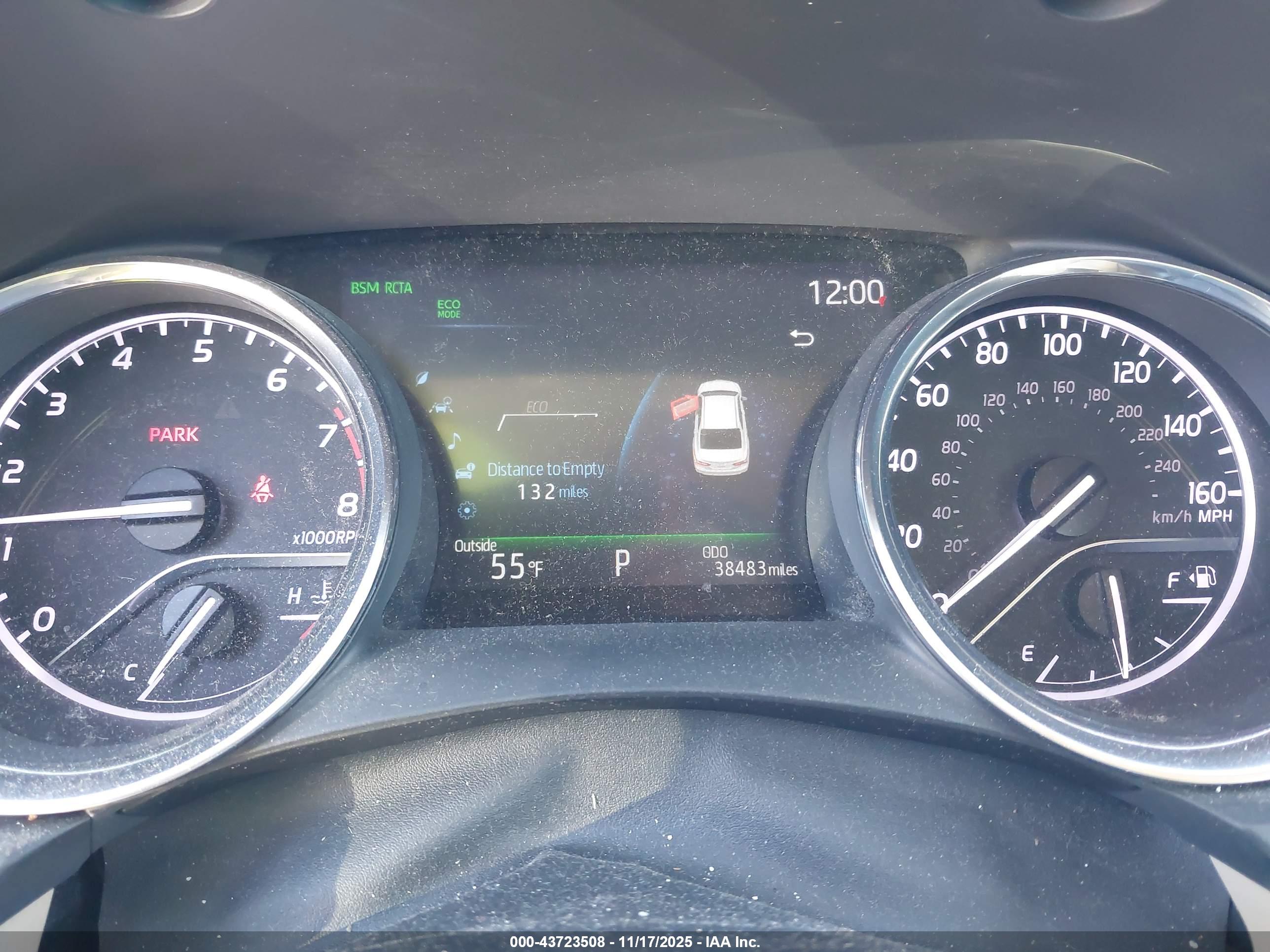 TOYOTA CAMRY image 7
