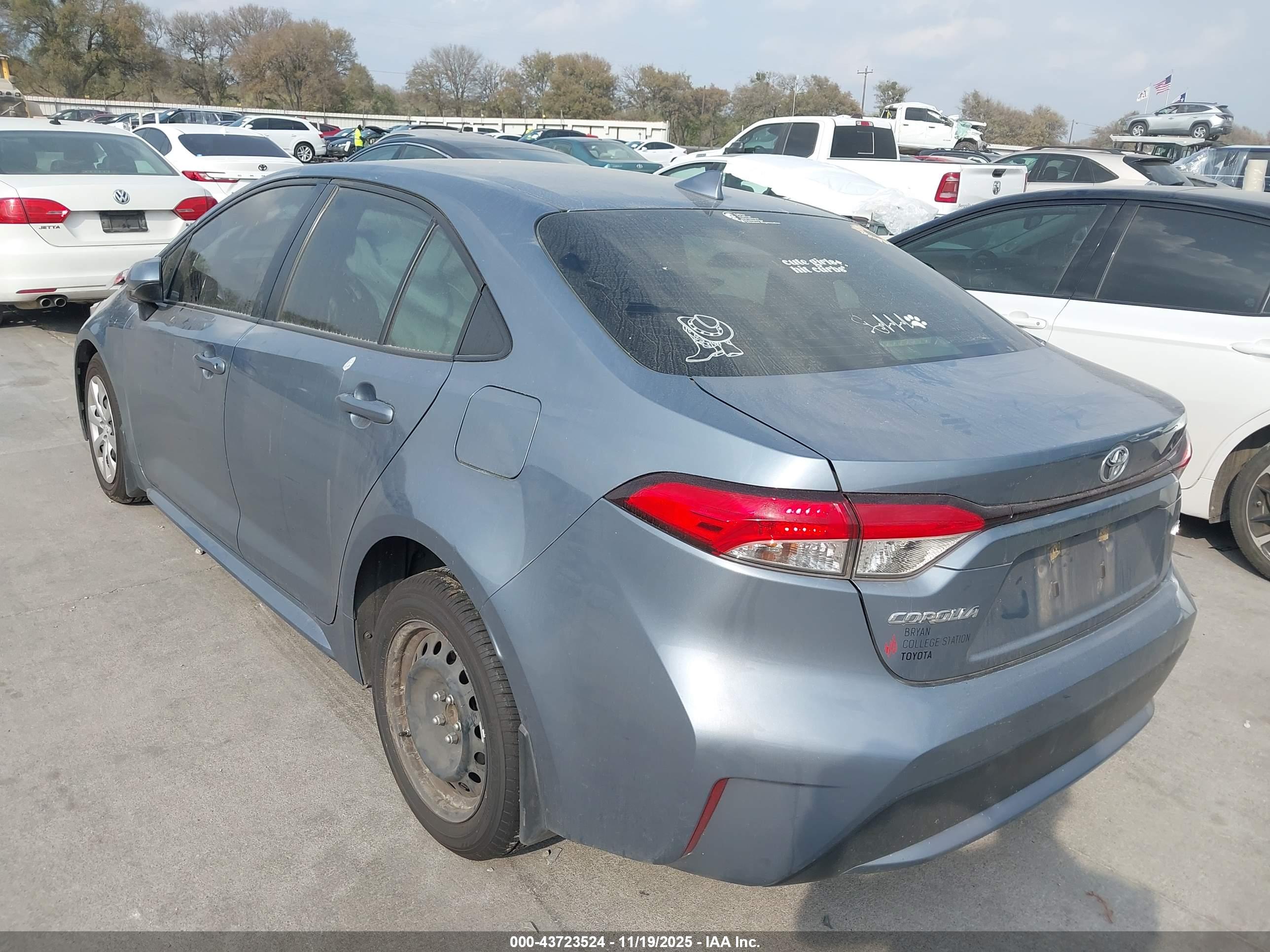 TOYOTA COROLLA image 3