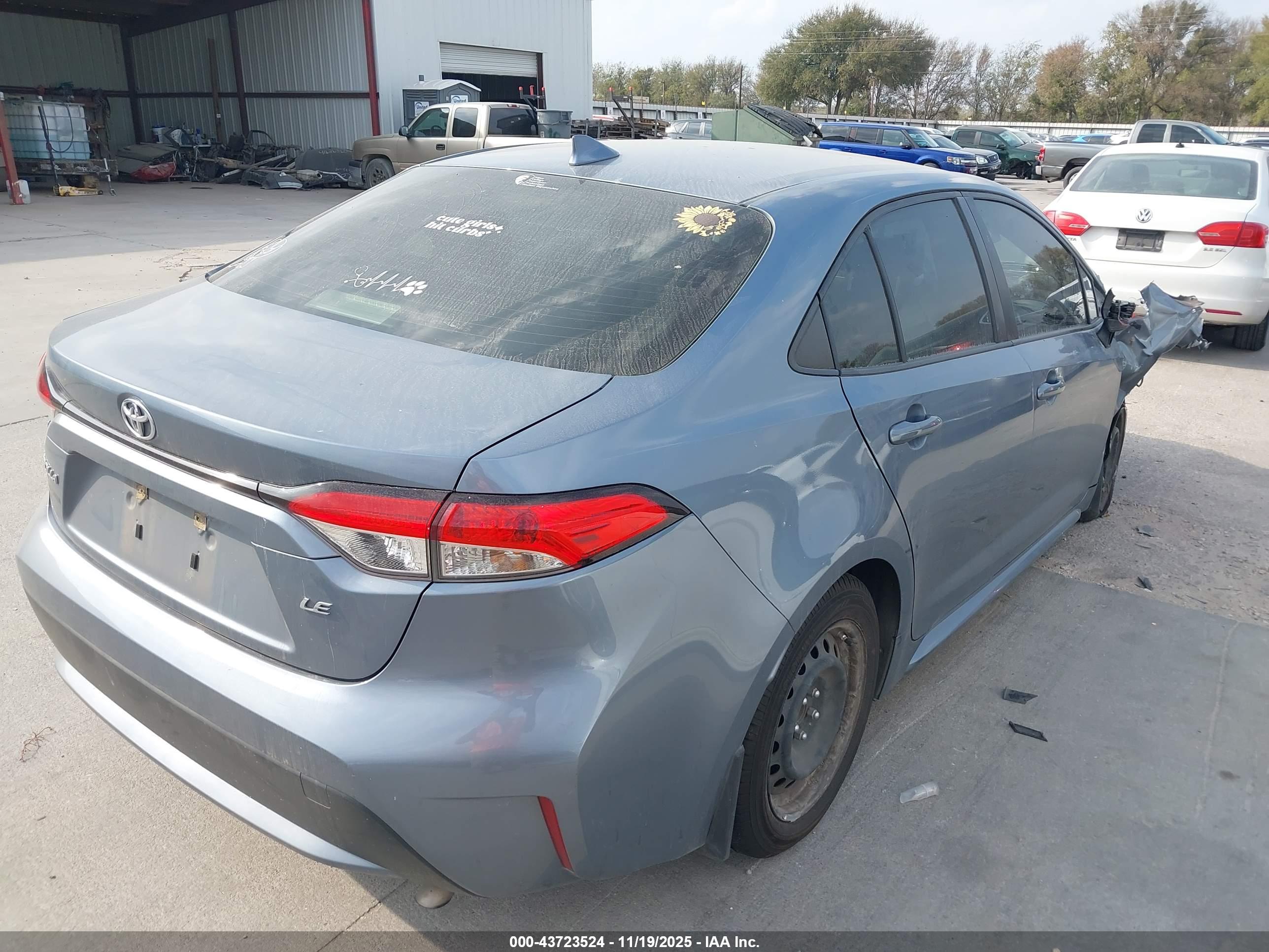 TOYOTA COROLLA image 4