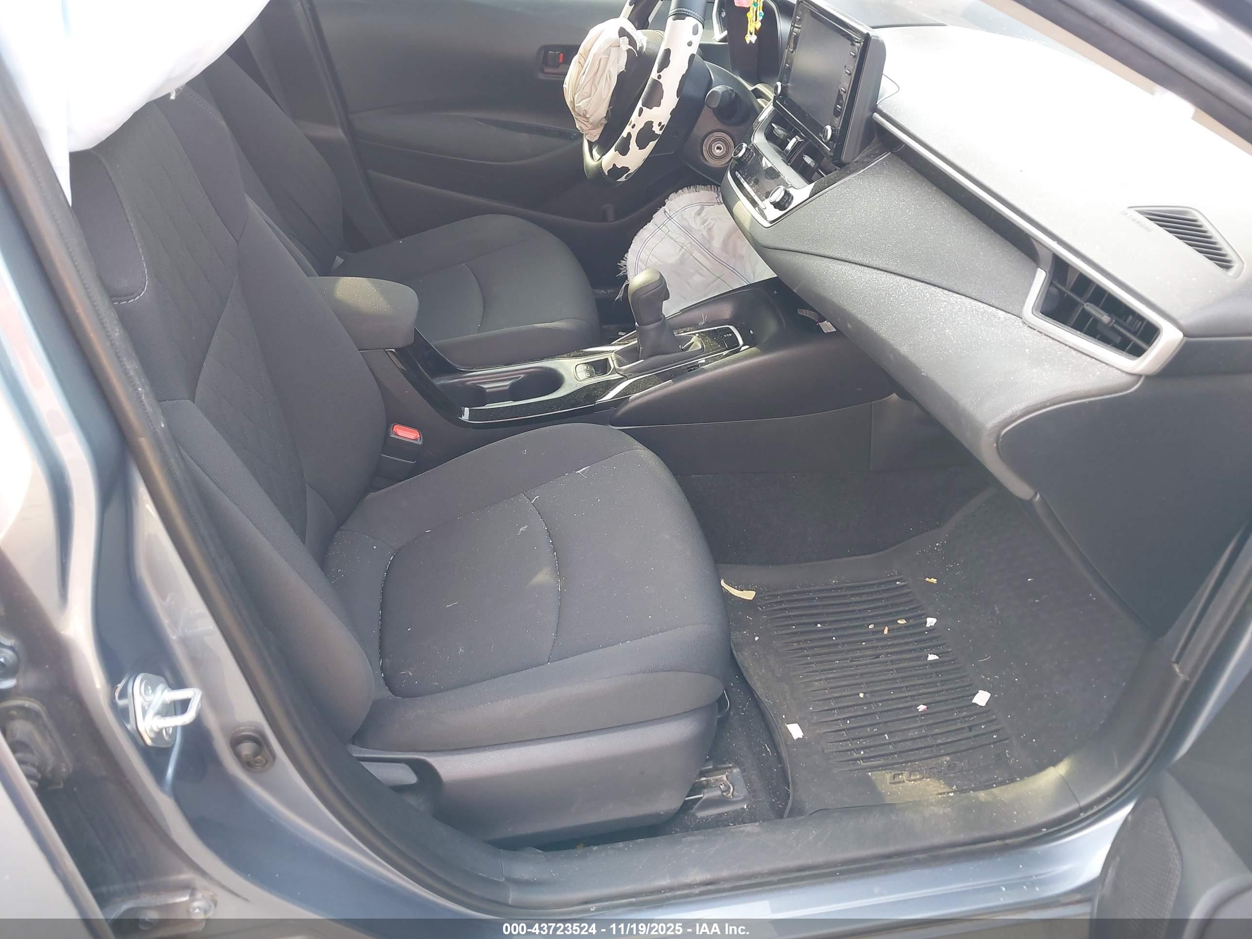 TOYOTA COROLLA image 5