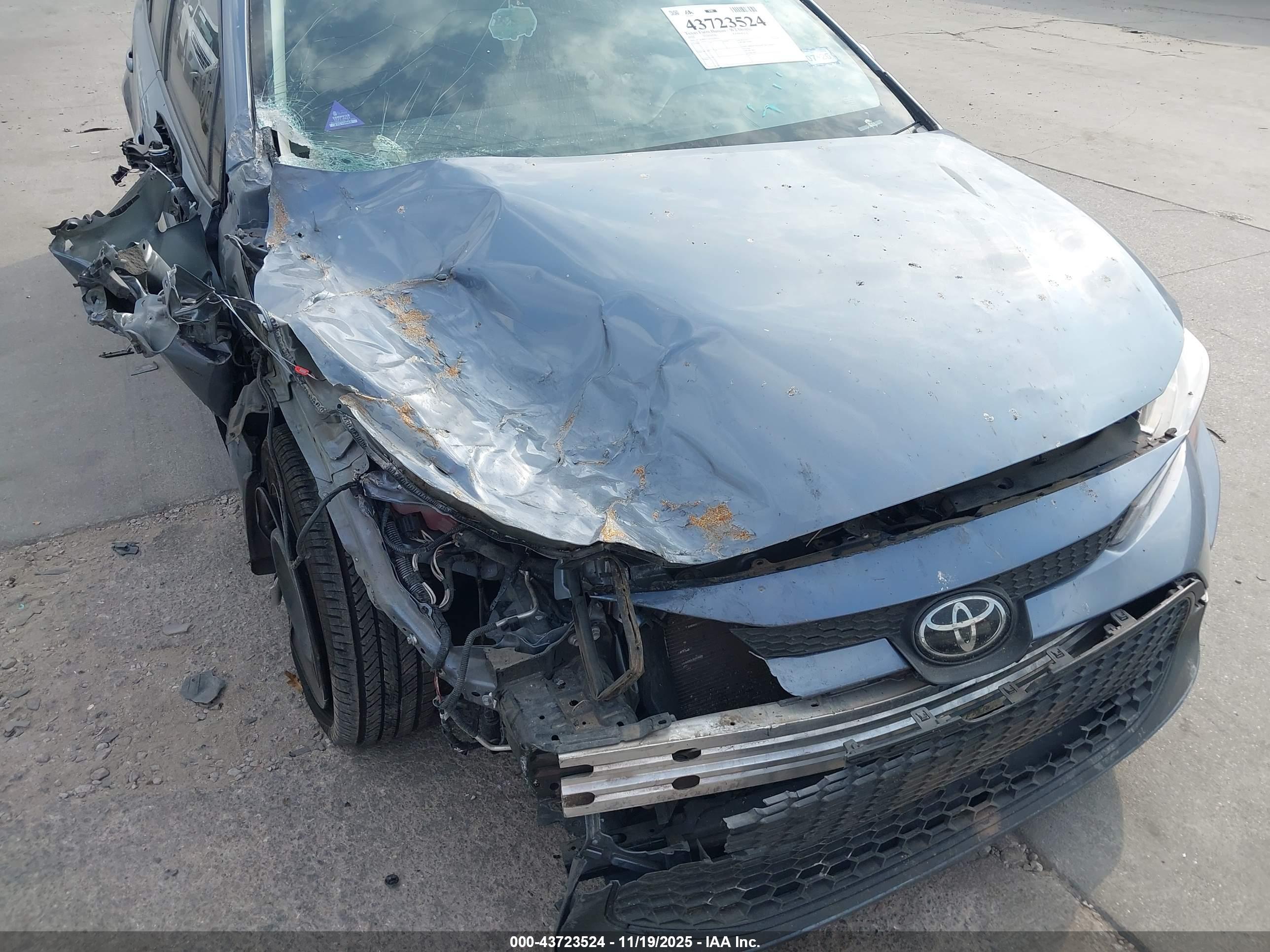 TOYOTA COROLLA image 6