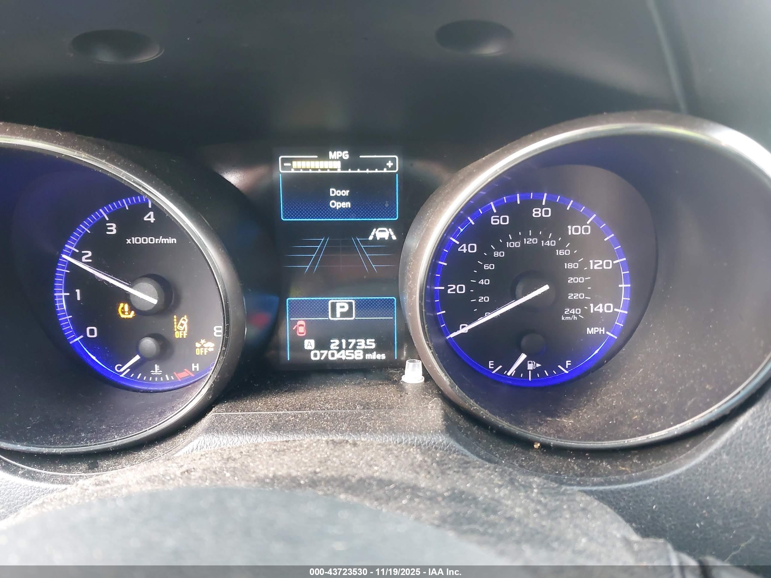 SUBARU OUTBACK image 7