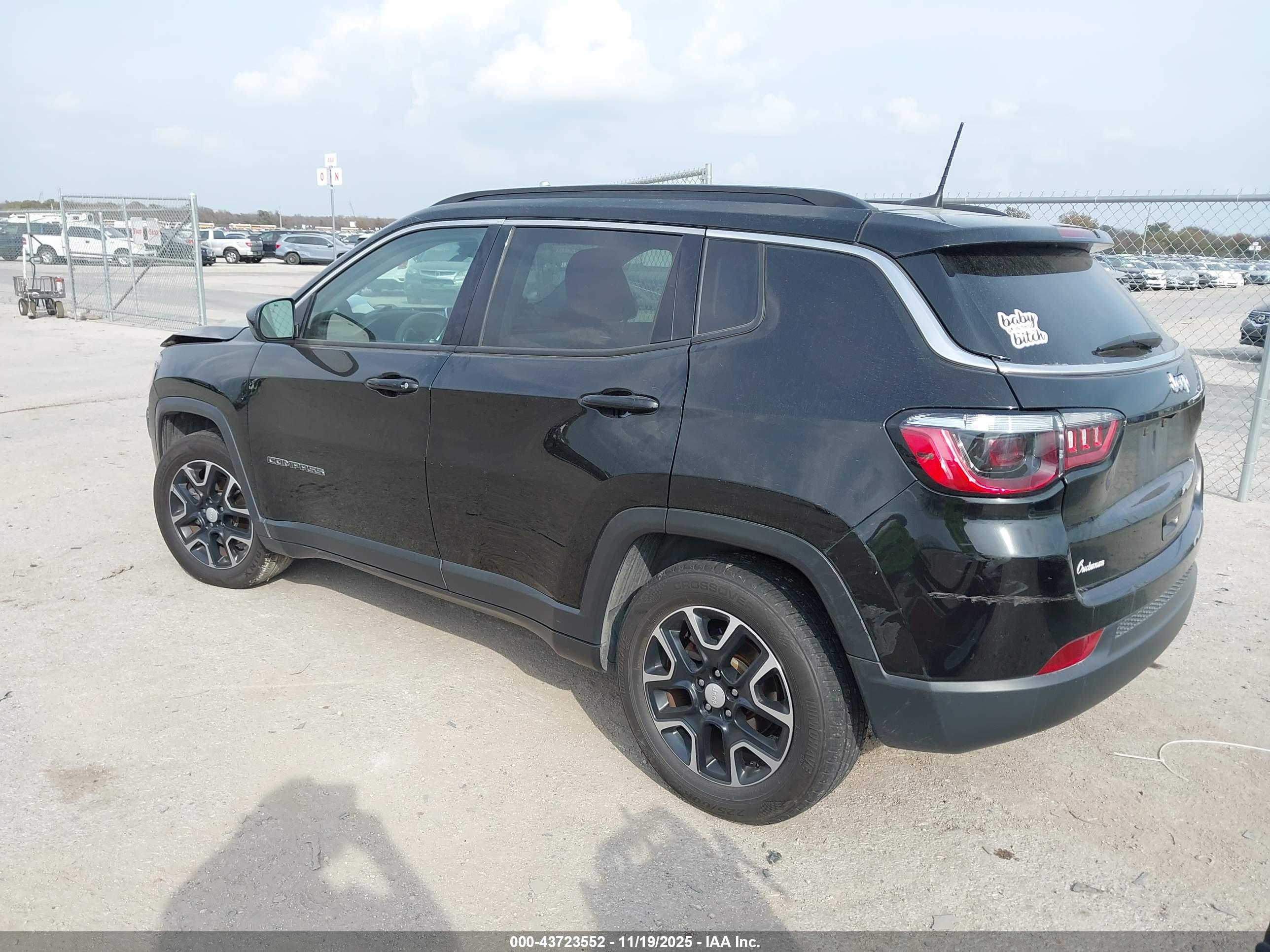 JEEP COMPASS image 3