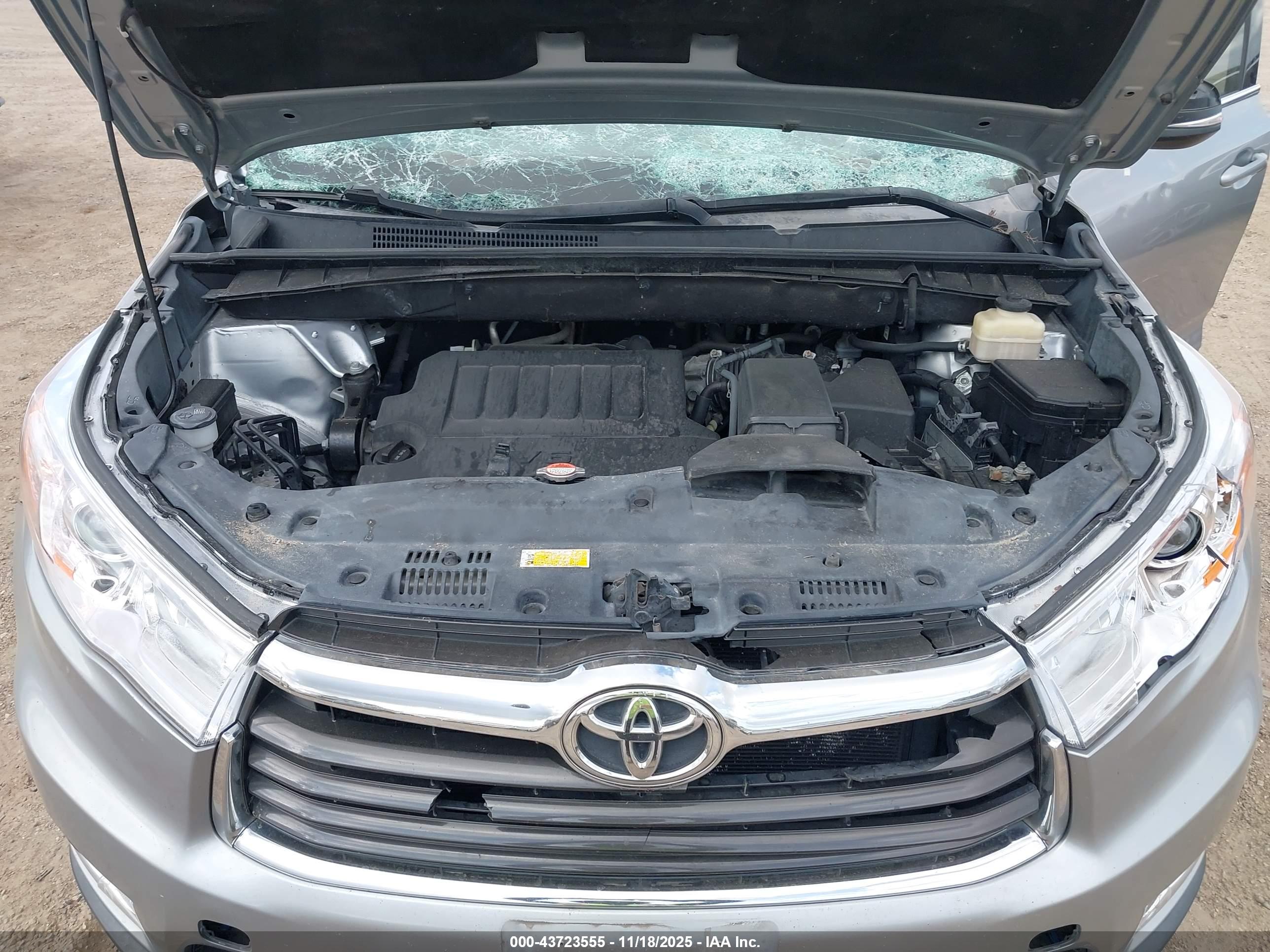 TOYOTA HIGHLANDER image 10
