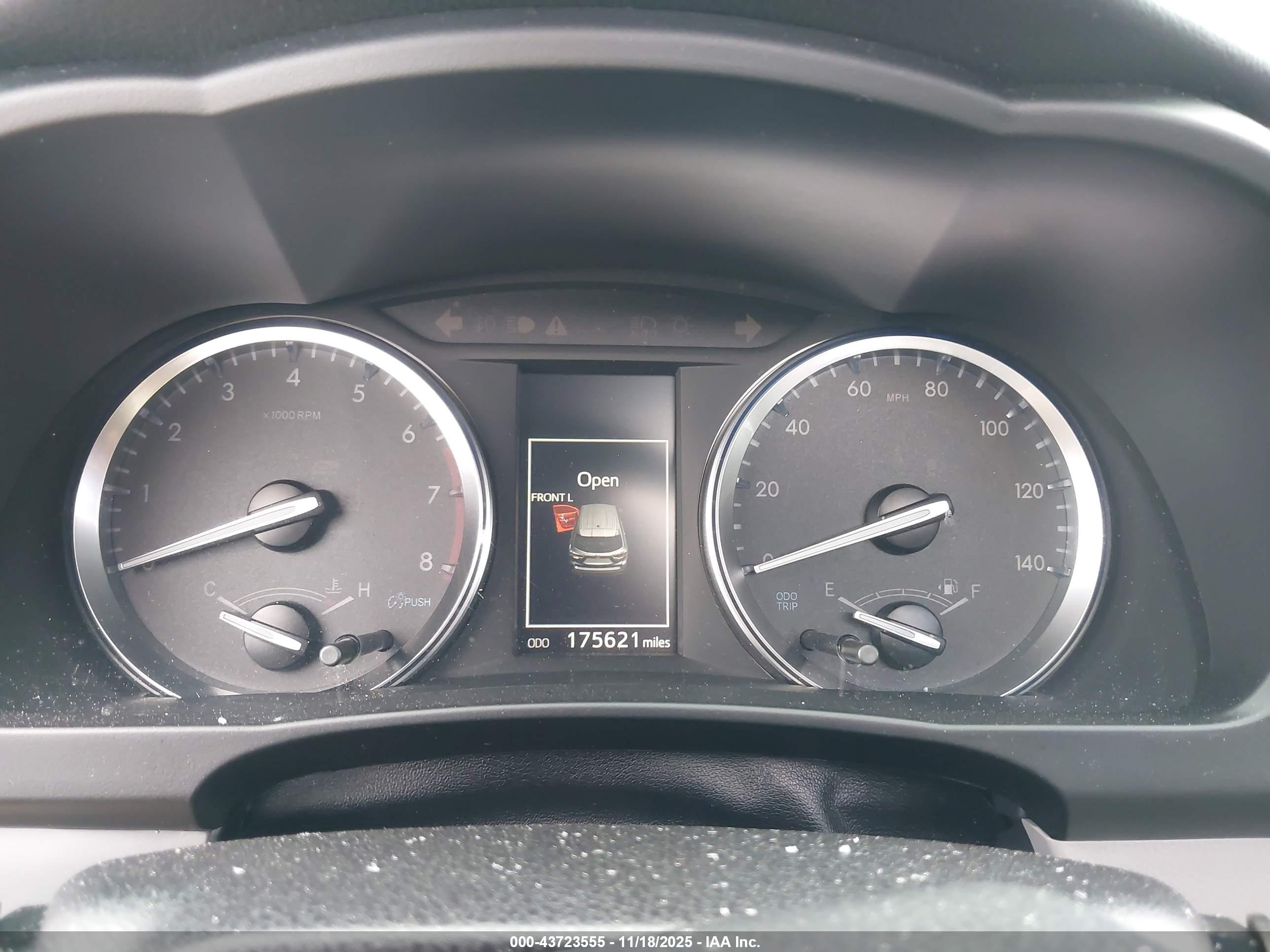TOYOTA HIGHLANDER image 7