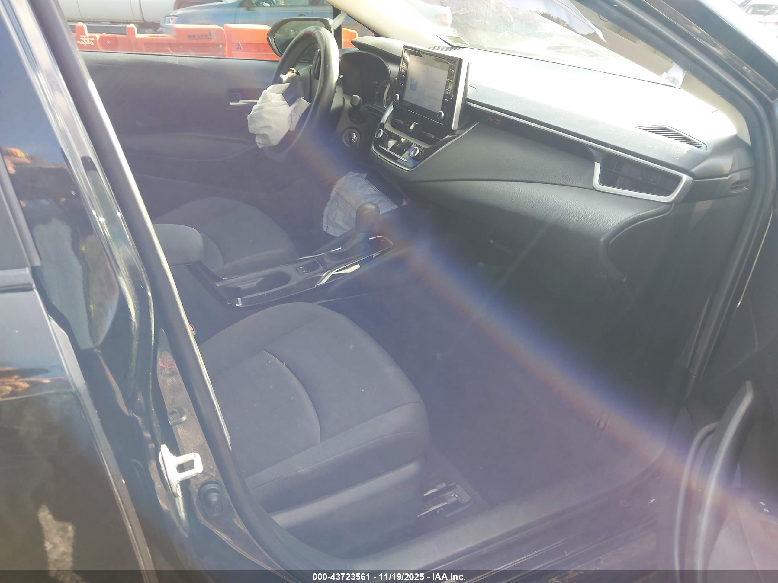 TOYOTA COROLLA image 5