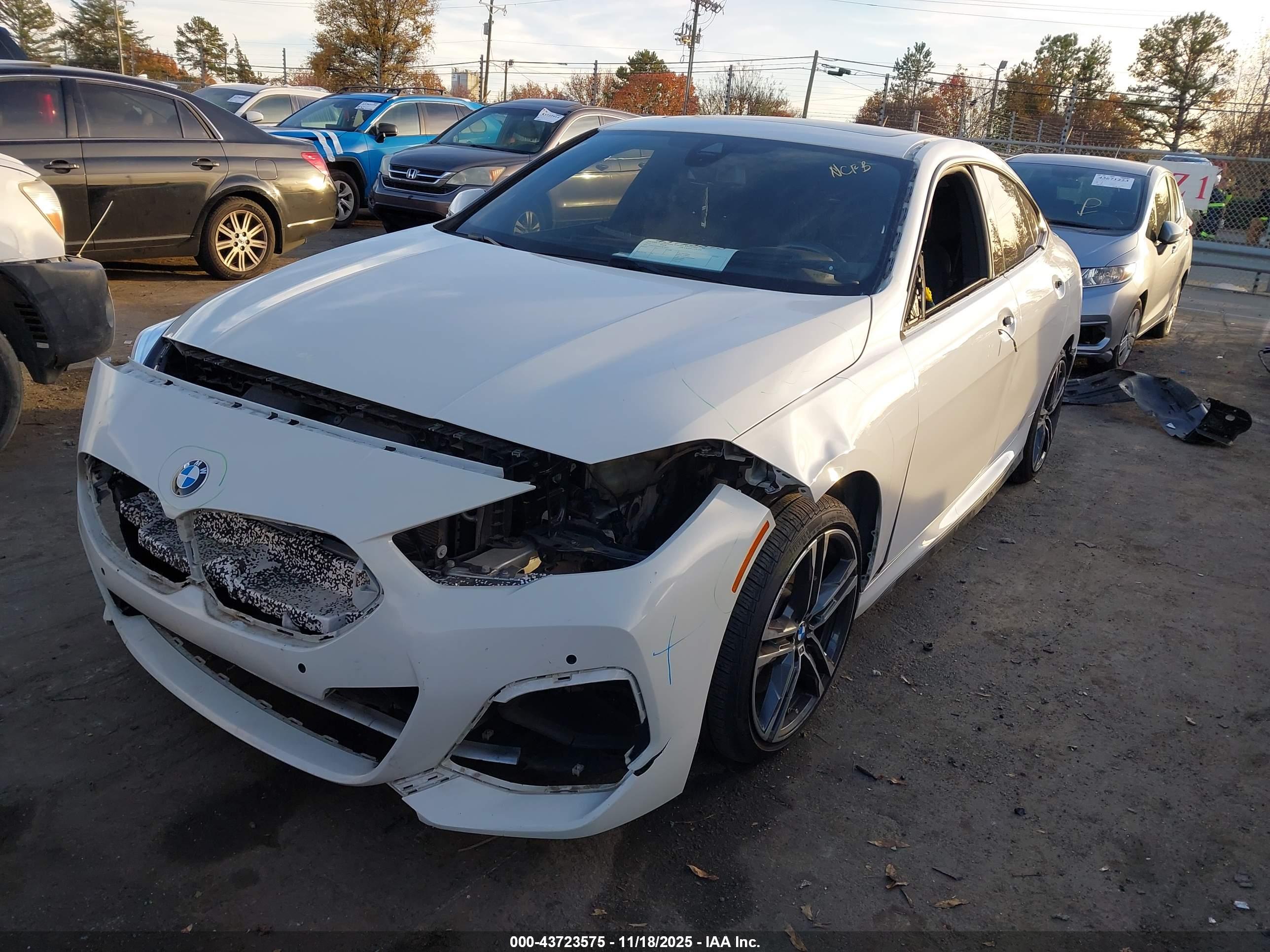 BMW 228 image 2