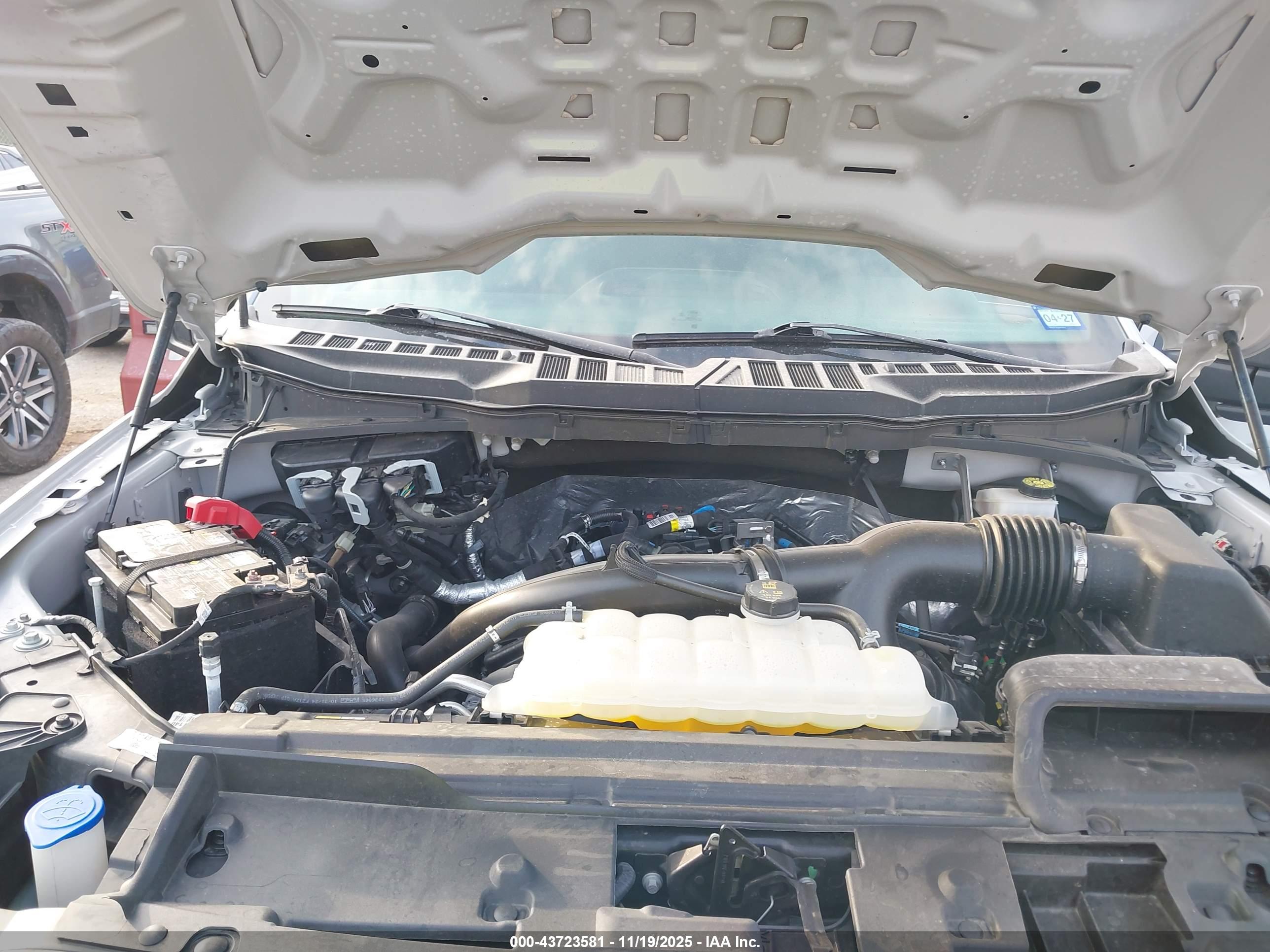FORD F-150 image 10