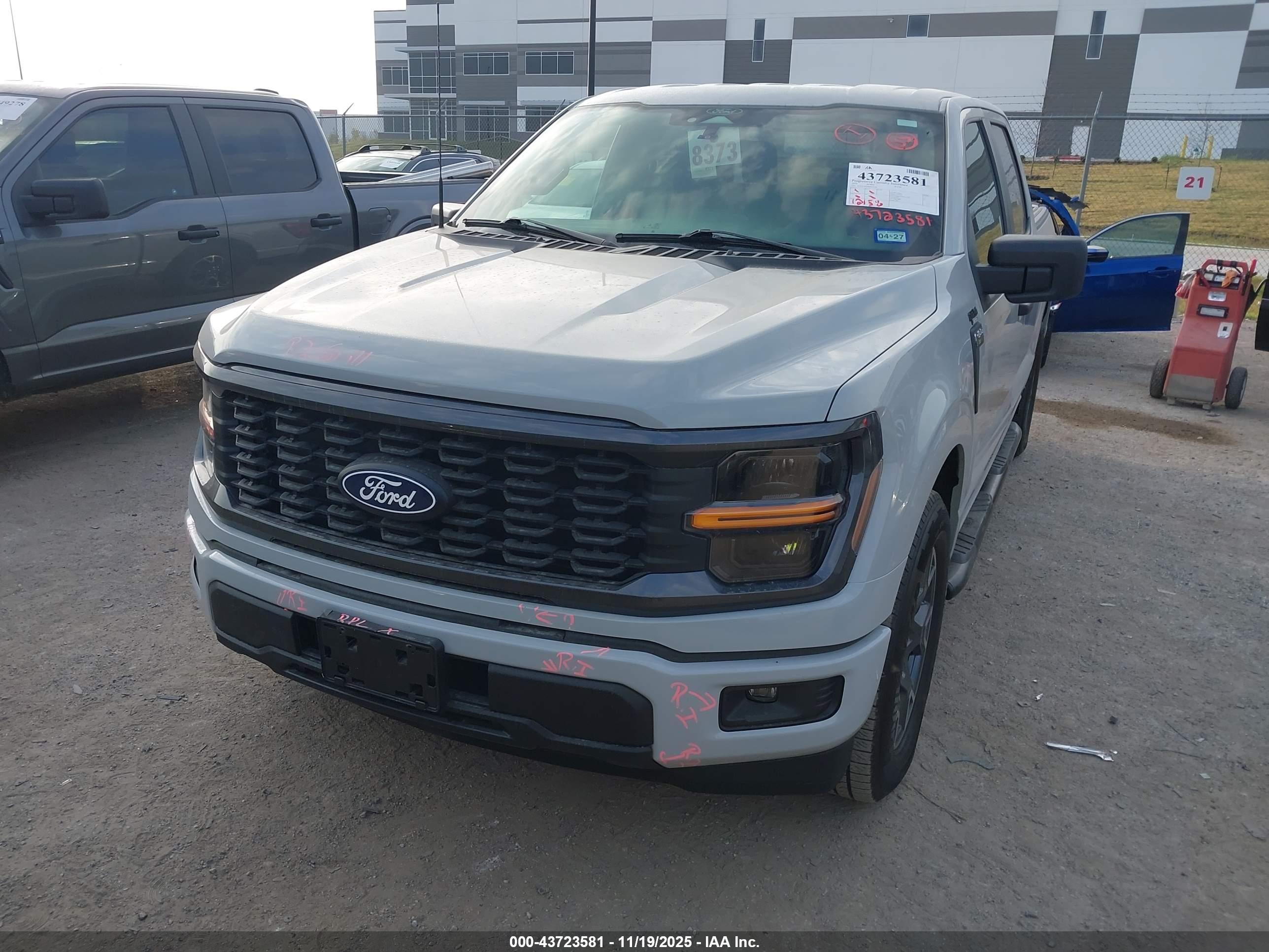 FORD F-150 image 2