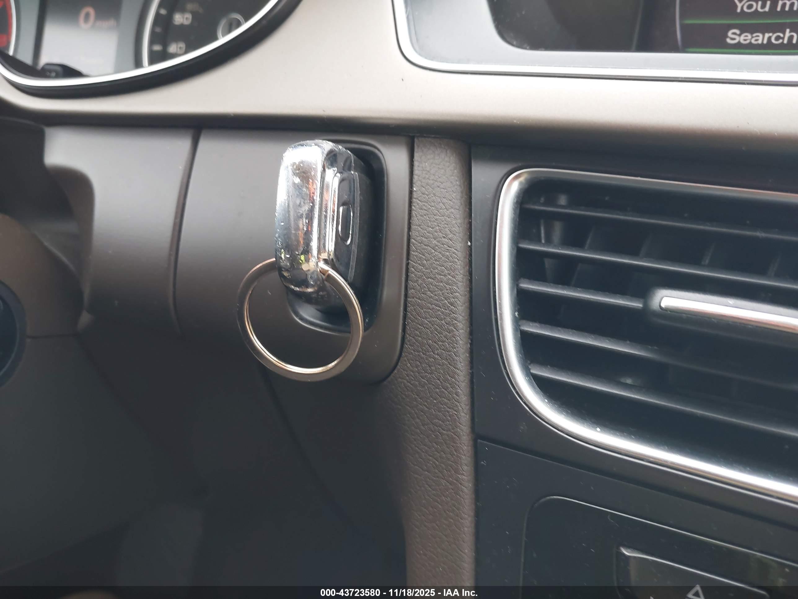 AUDI A4 image 11