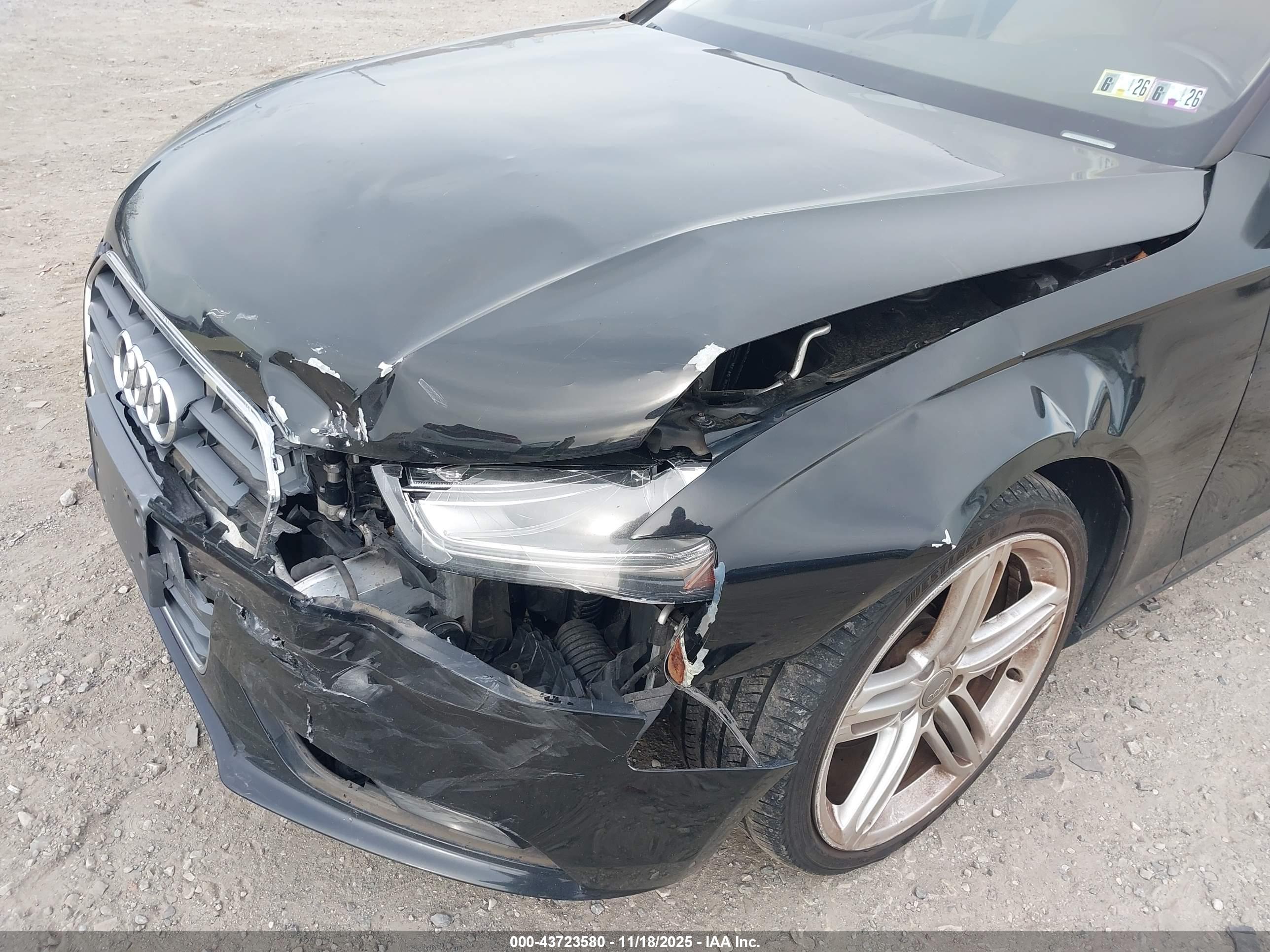 AUDI A4 image 6