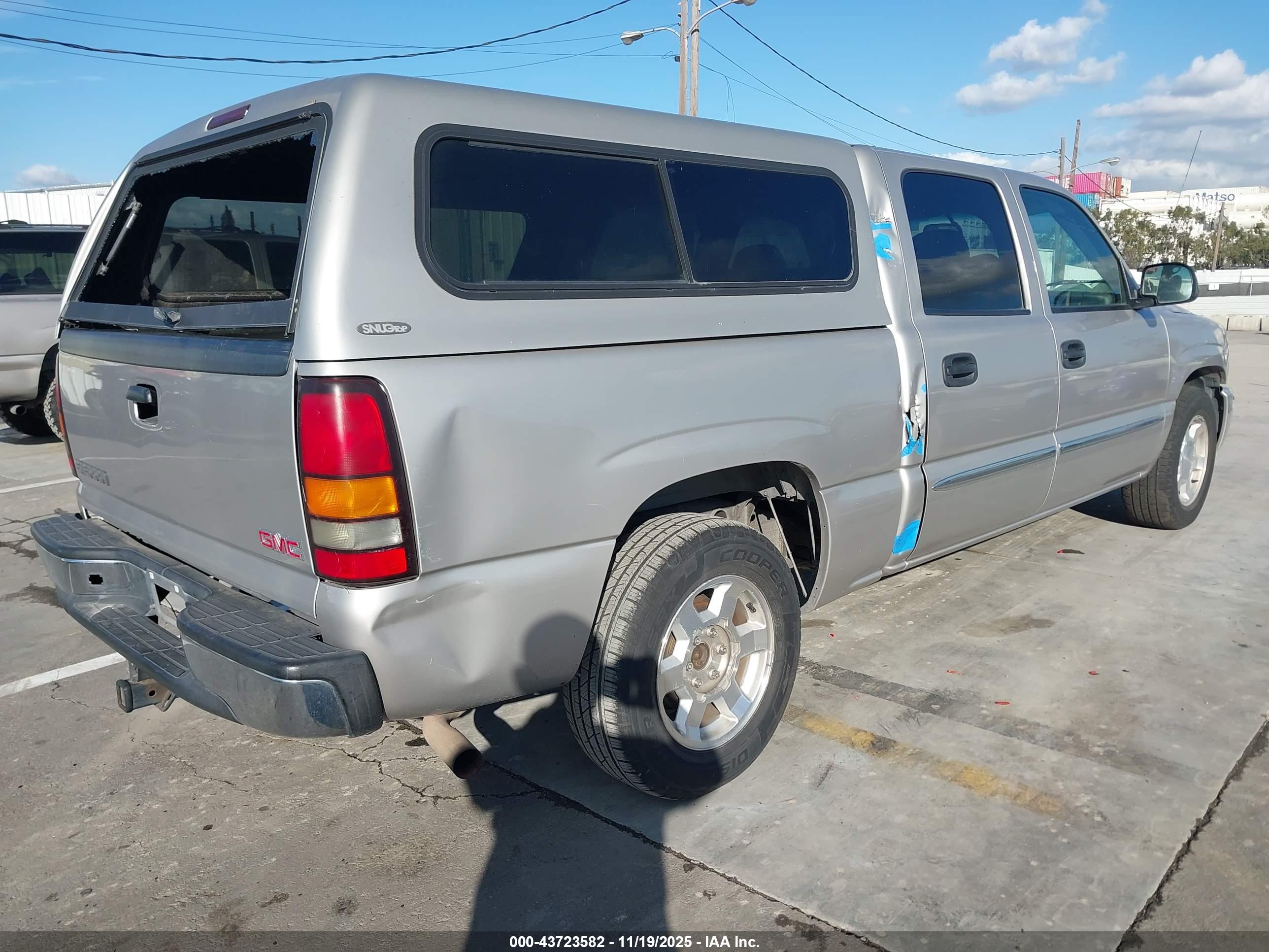 GMC SIERRA image 4