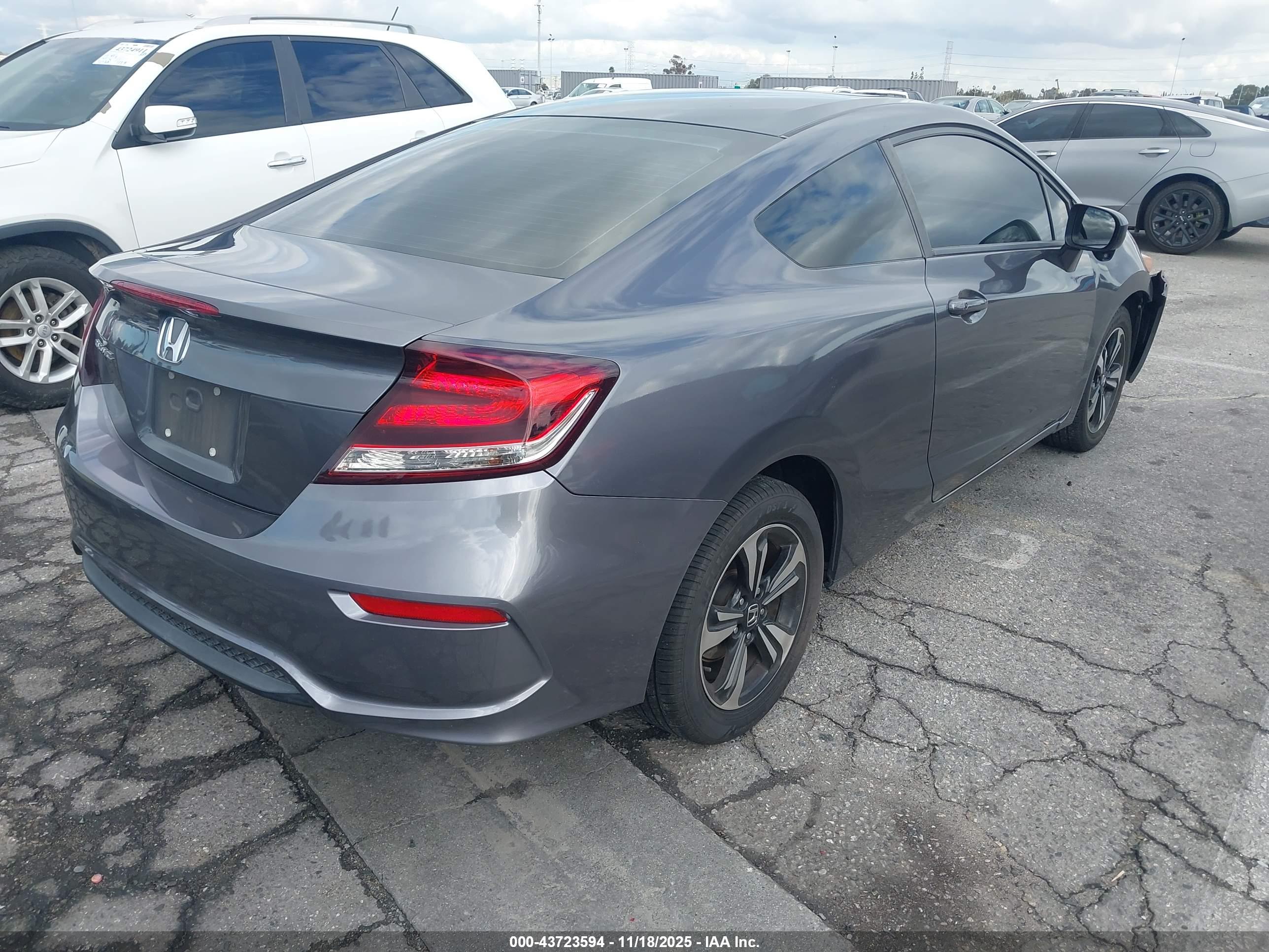 HONDA CIVIC image 4