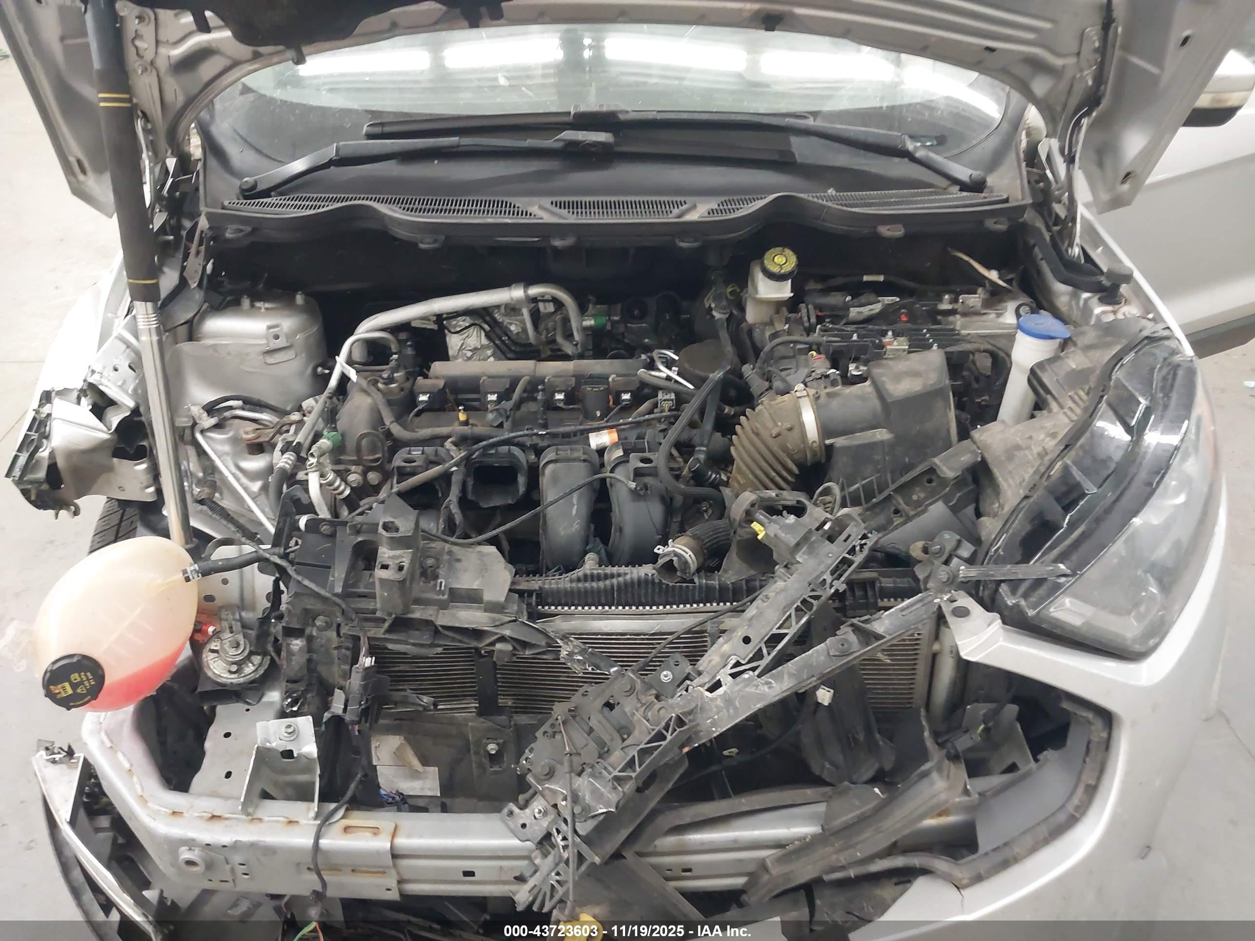 FORD ECOSPORT image 10