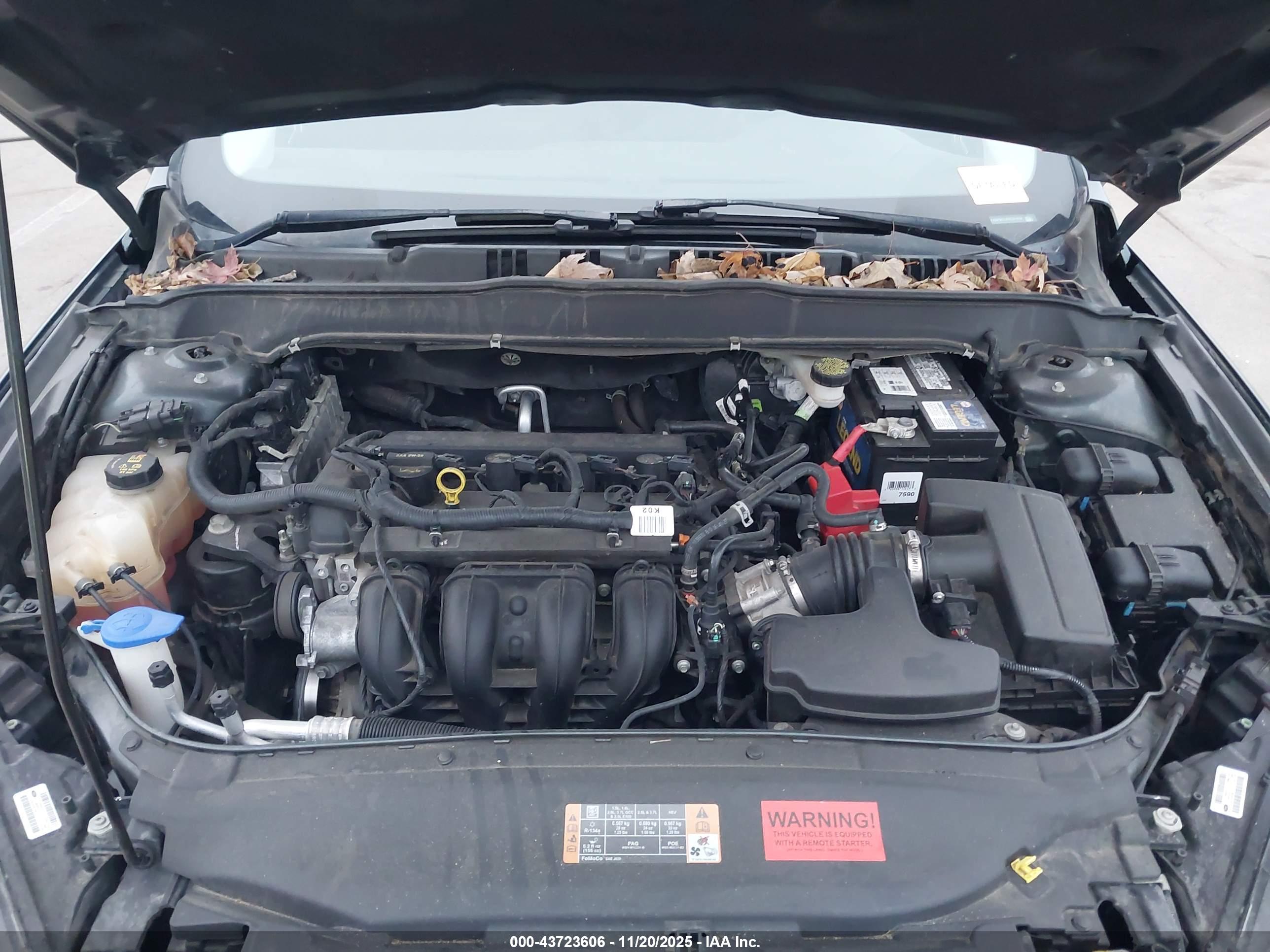 FORD FUSION image 10