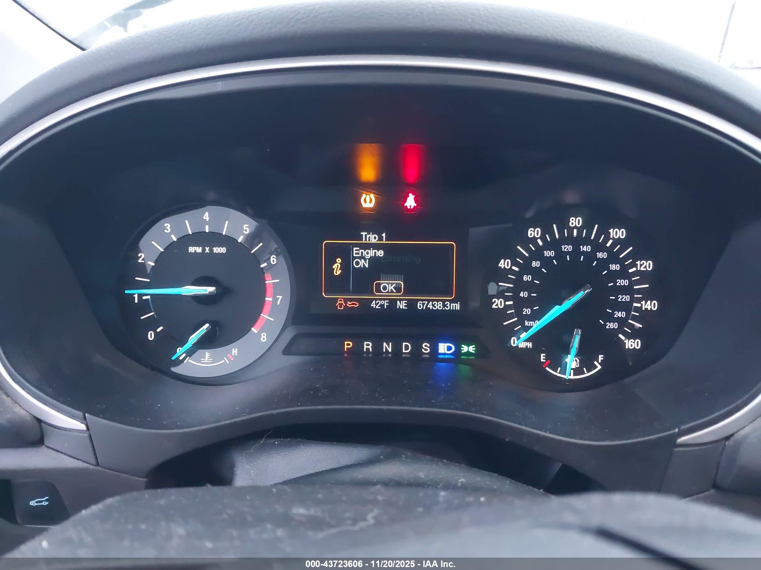 FORD FUSION image 7