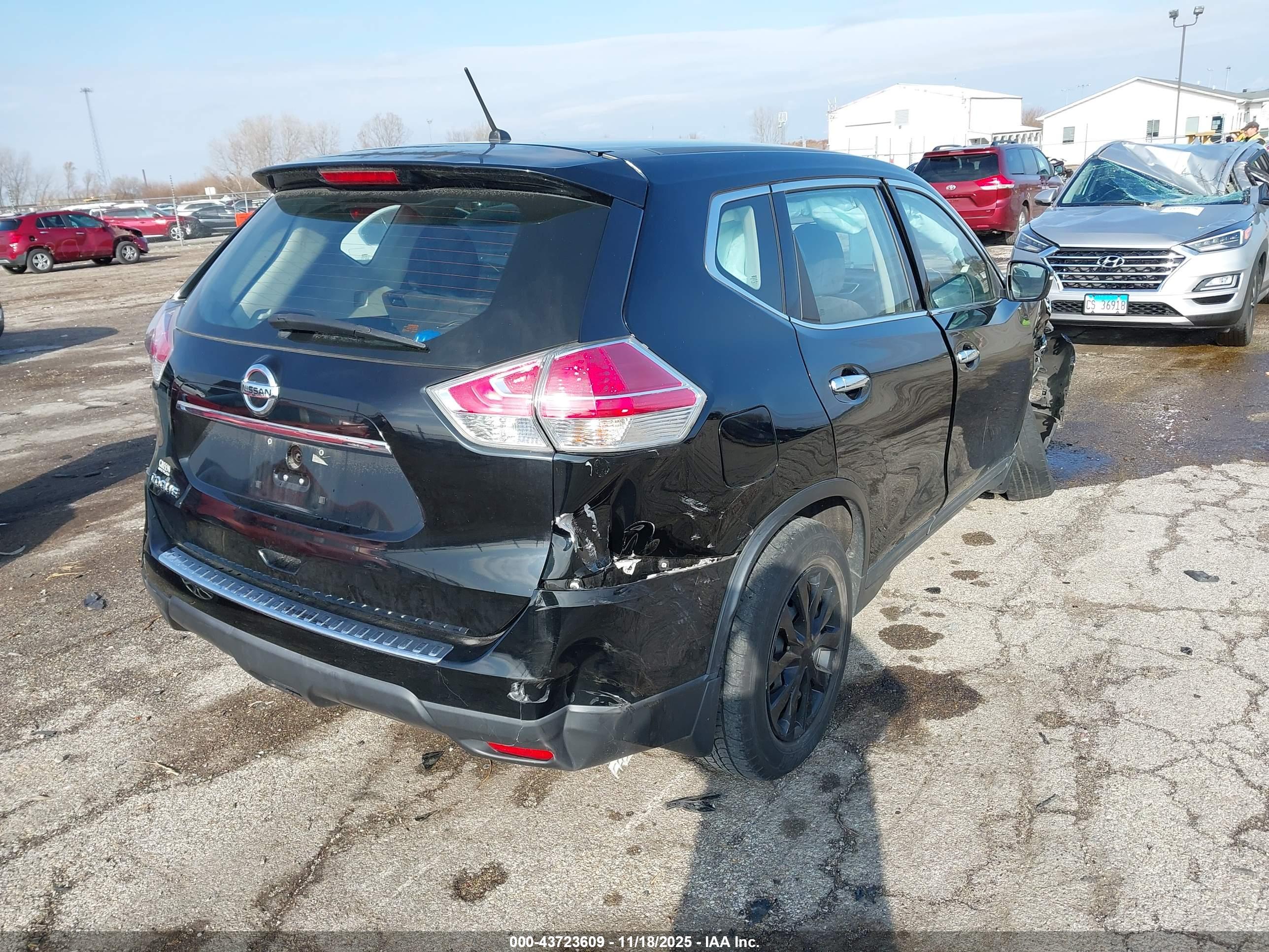 NISSAN ROGUE image 4
