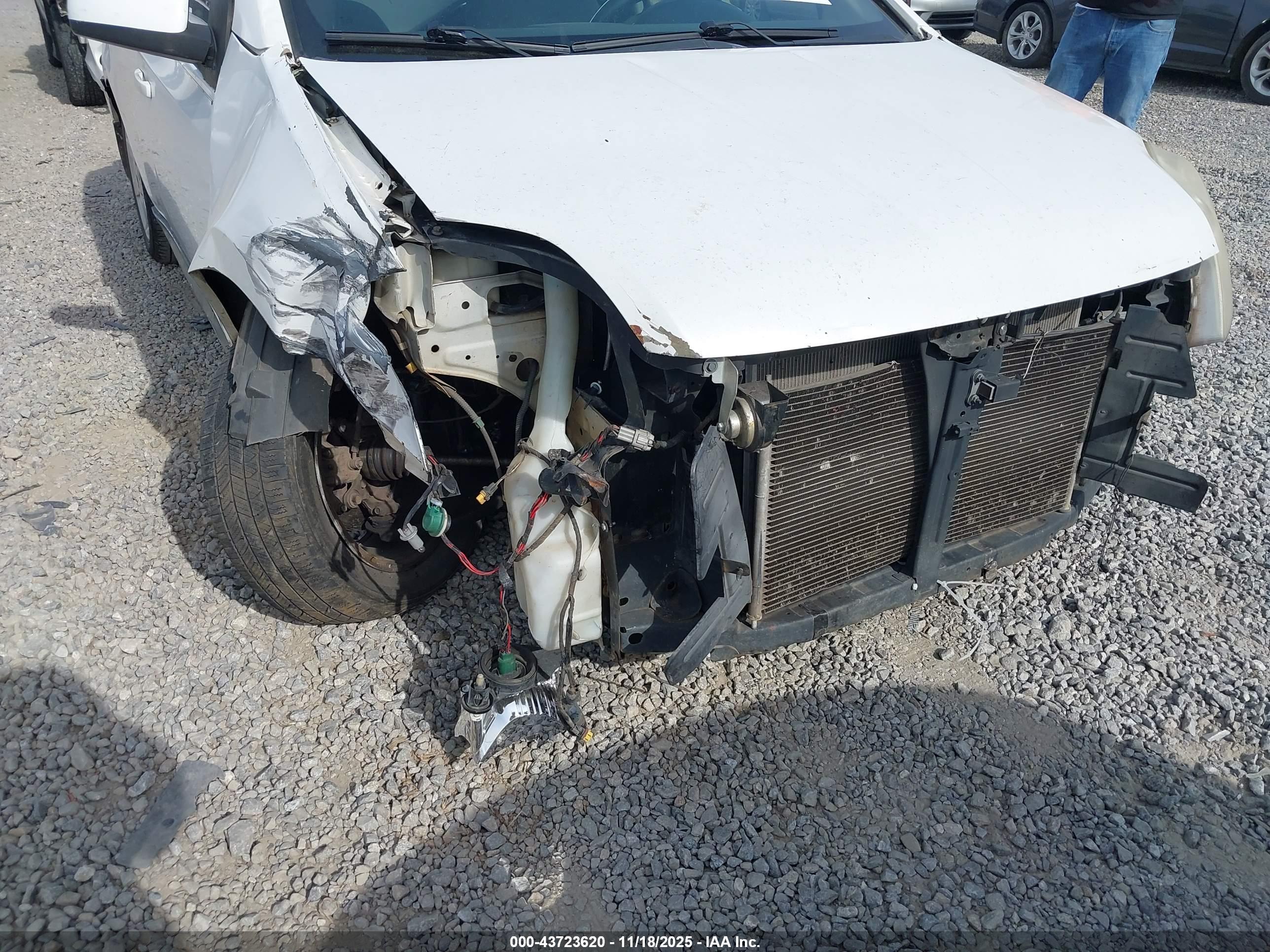 NISSAN SENTRA image 6