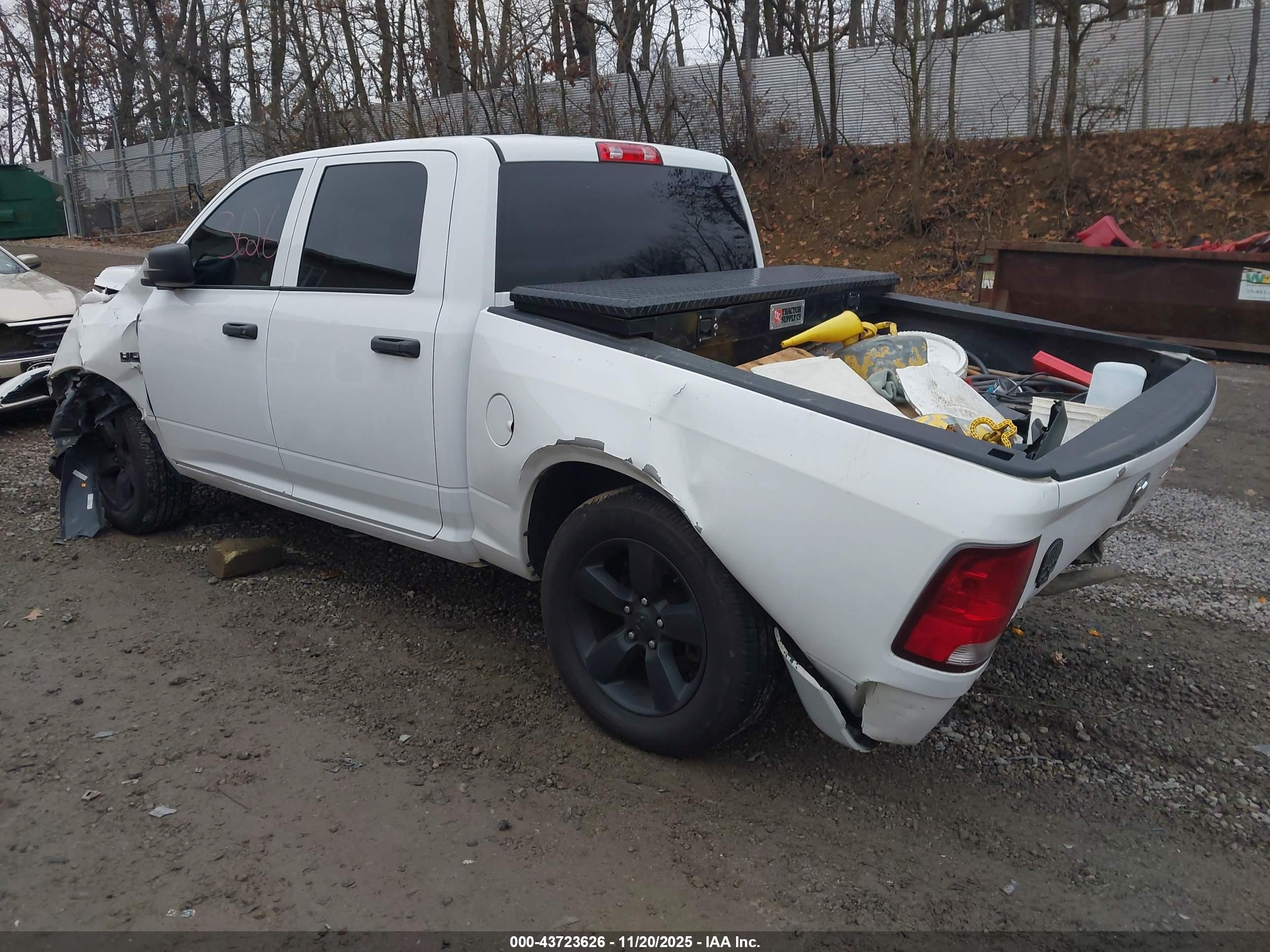 RAM 1500 image 3