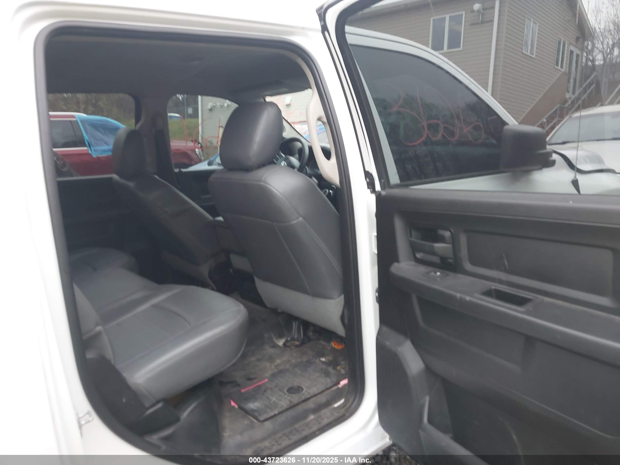 RAM 1500 image 8