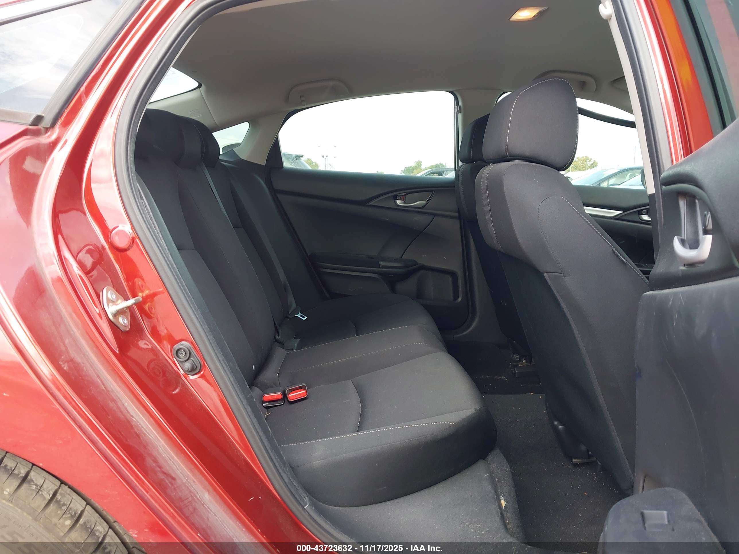HONDA CIVIC image 8