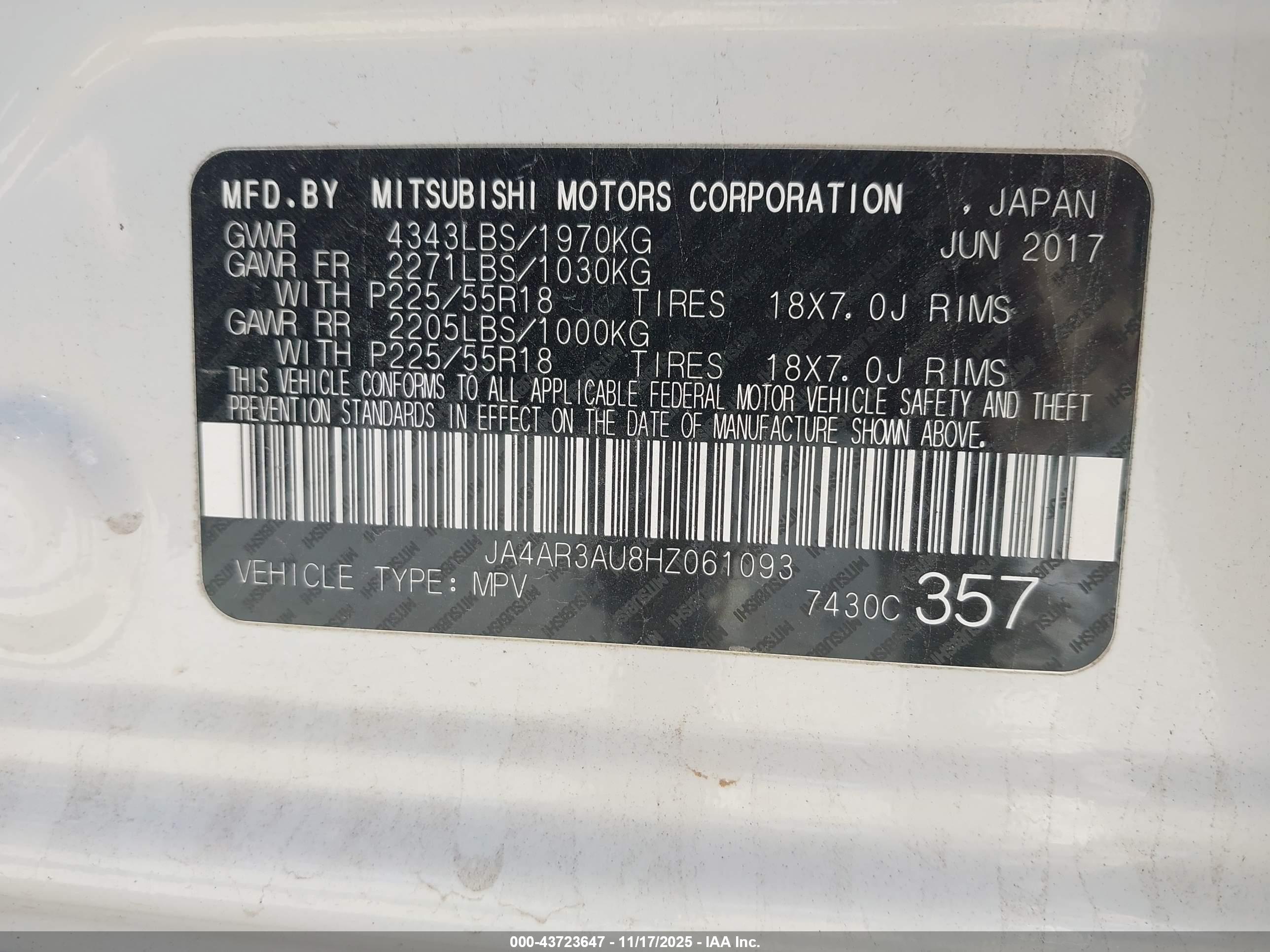 MITSUBISHI OUTLANDER image 9