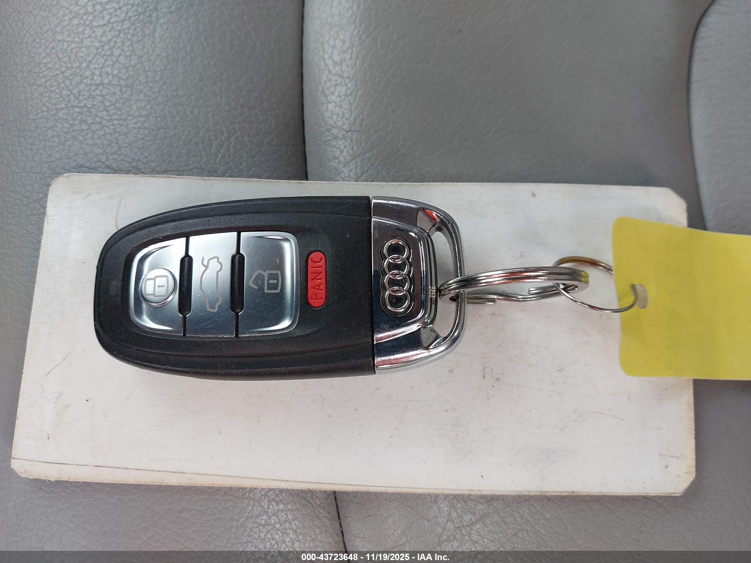 AUDI A4 image 11