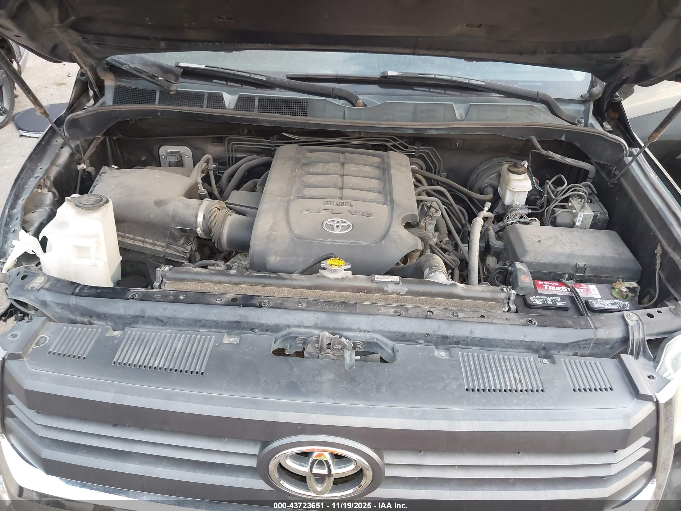TOYOTA TUNDRA image 10