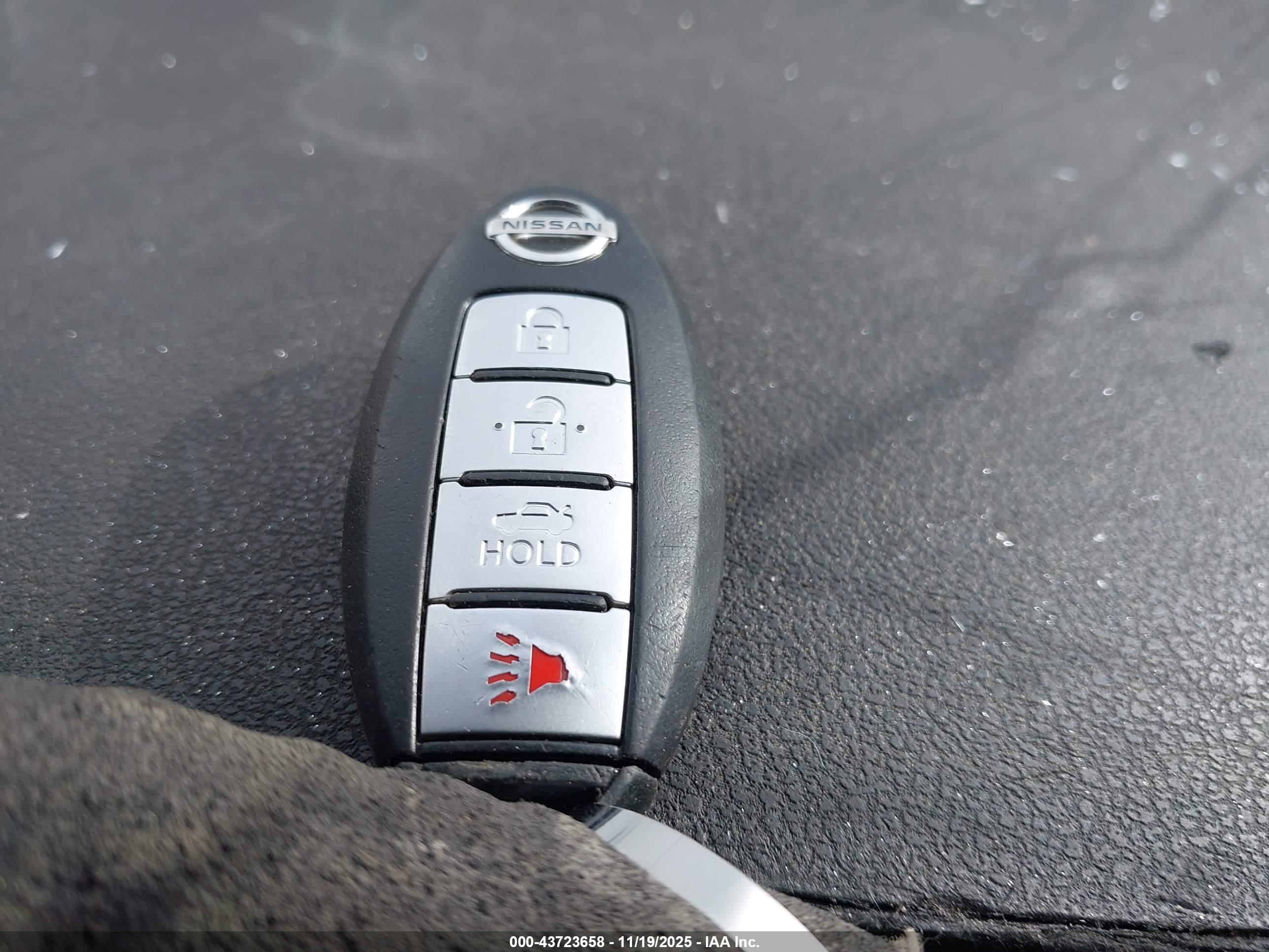 NISSAN ALTIMA image 11