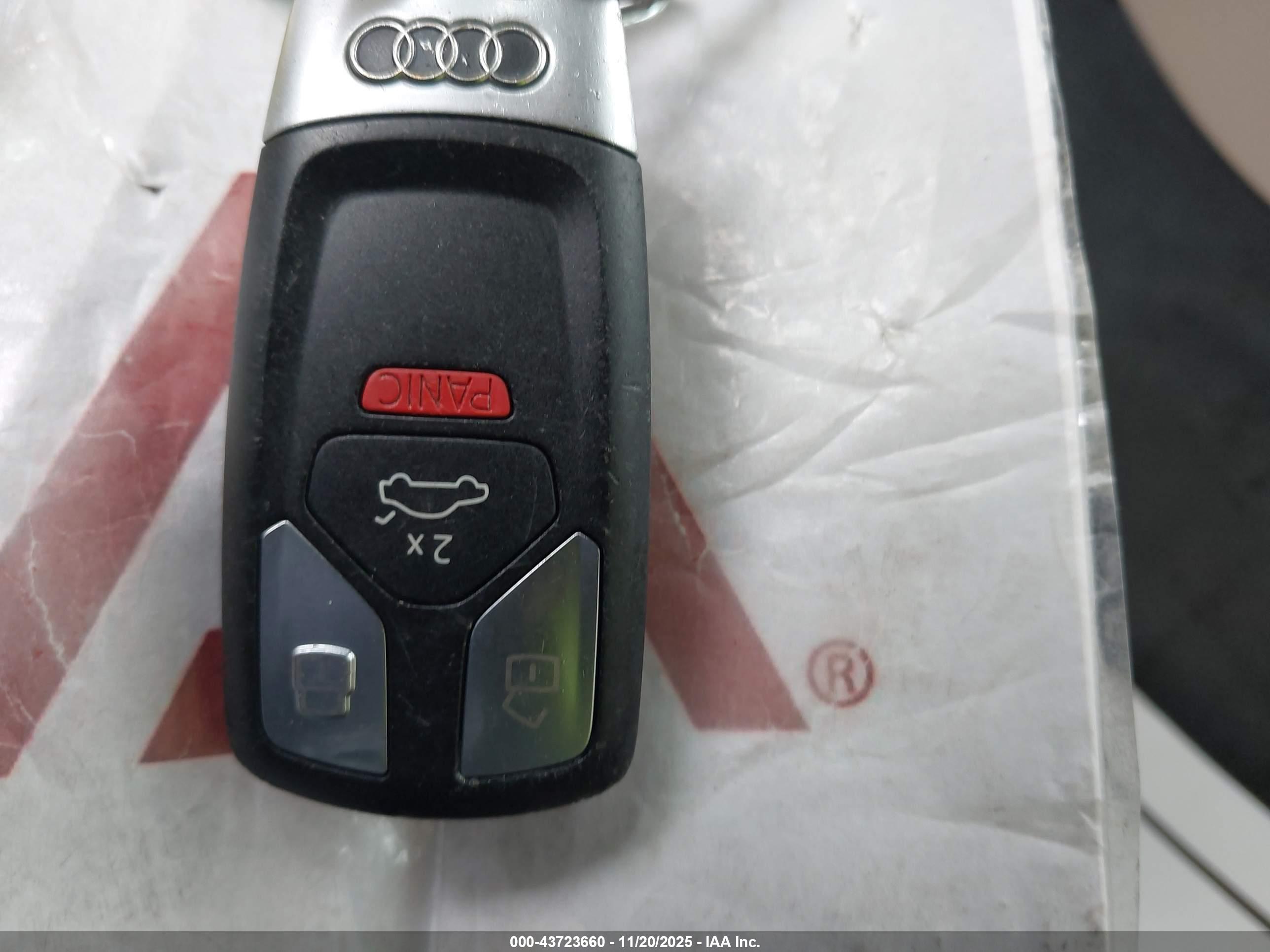 AUDI A4 image 11
