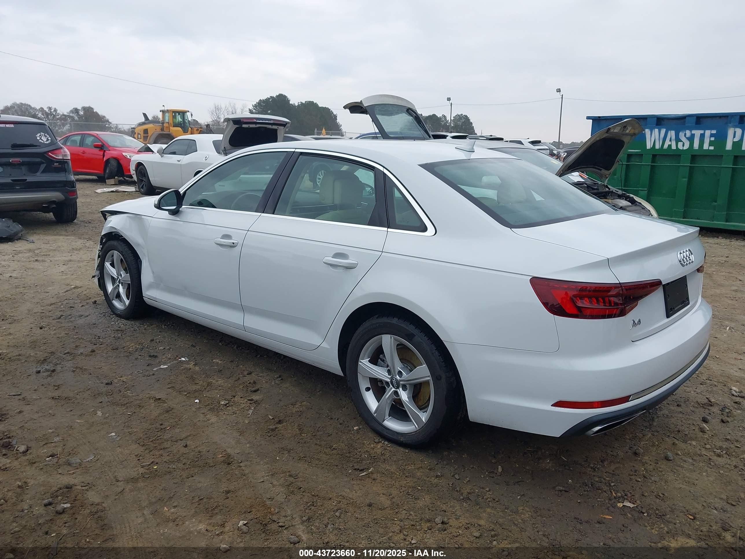 AUDI A4 image 3