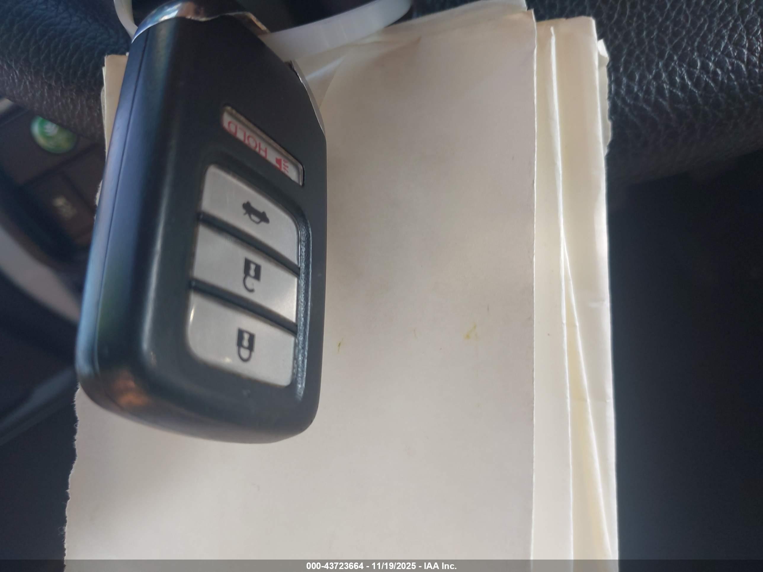 HONDA ACCORD image 11