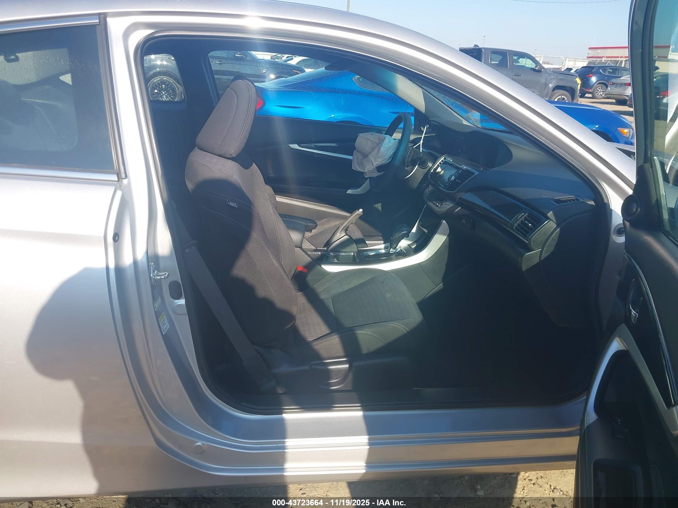 HONDA ACCORD image 5