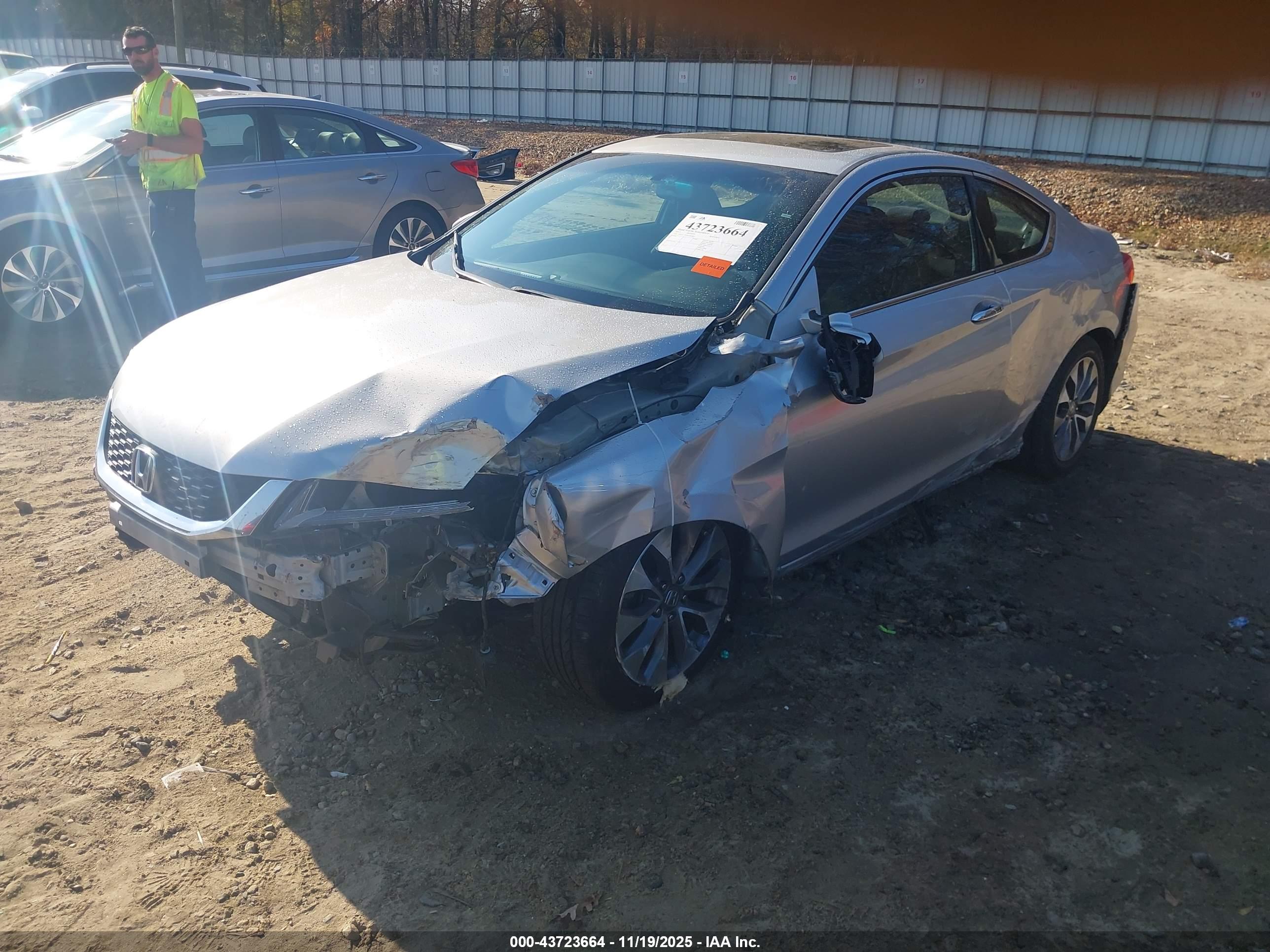 HONDA ACCORD image 6
