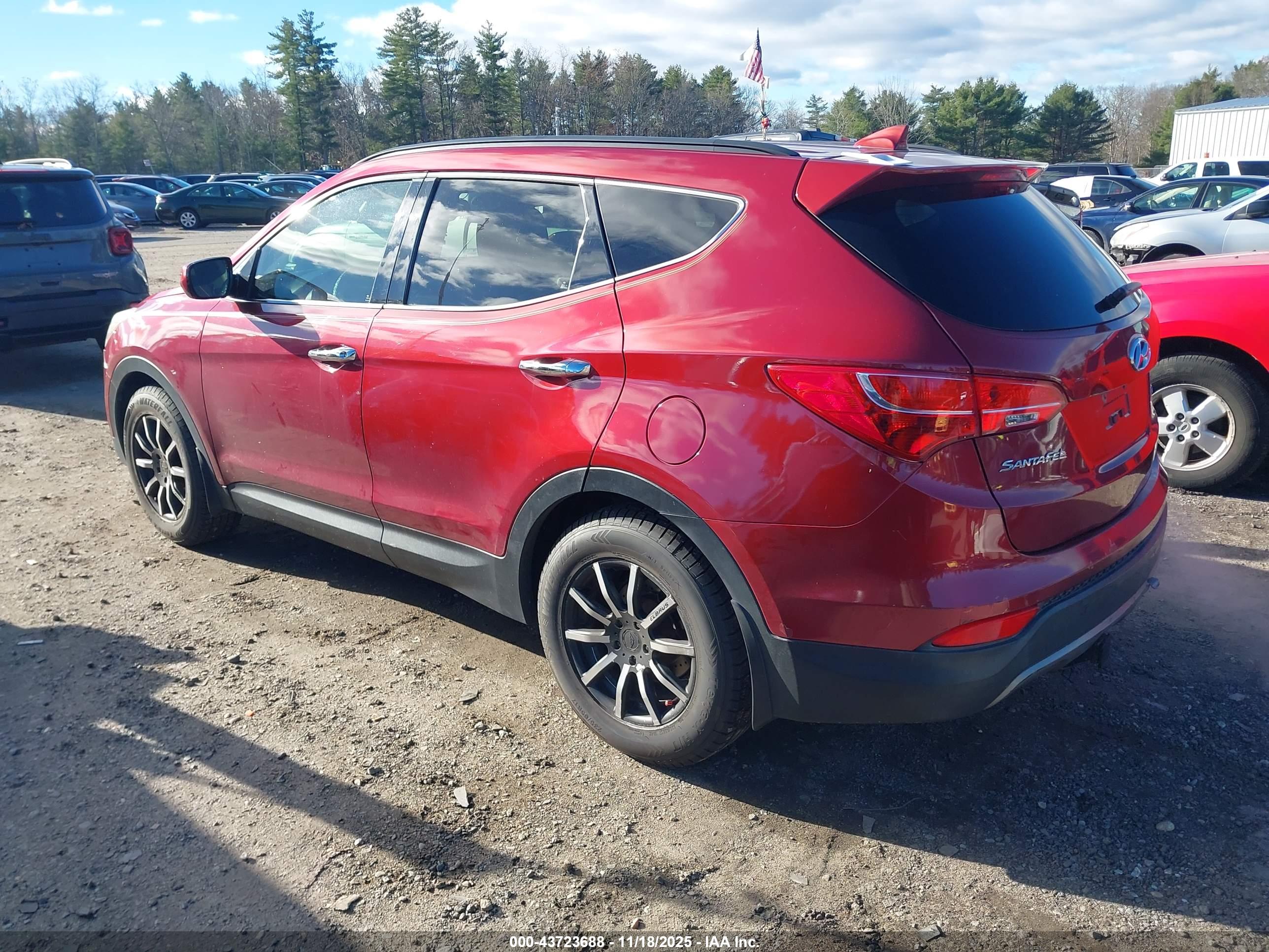 HYUNDAI SANTA image 3