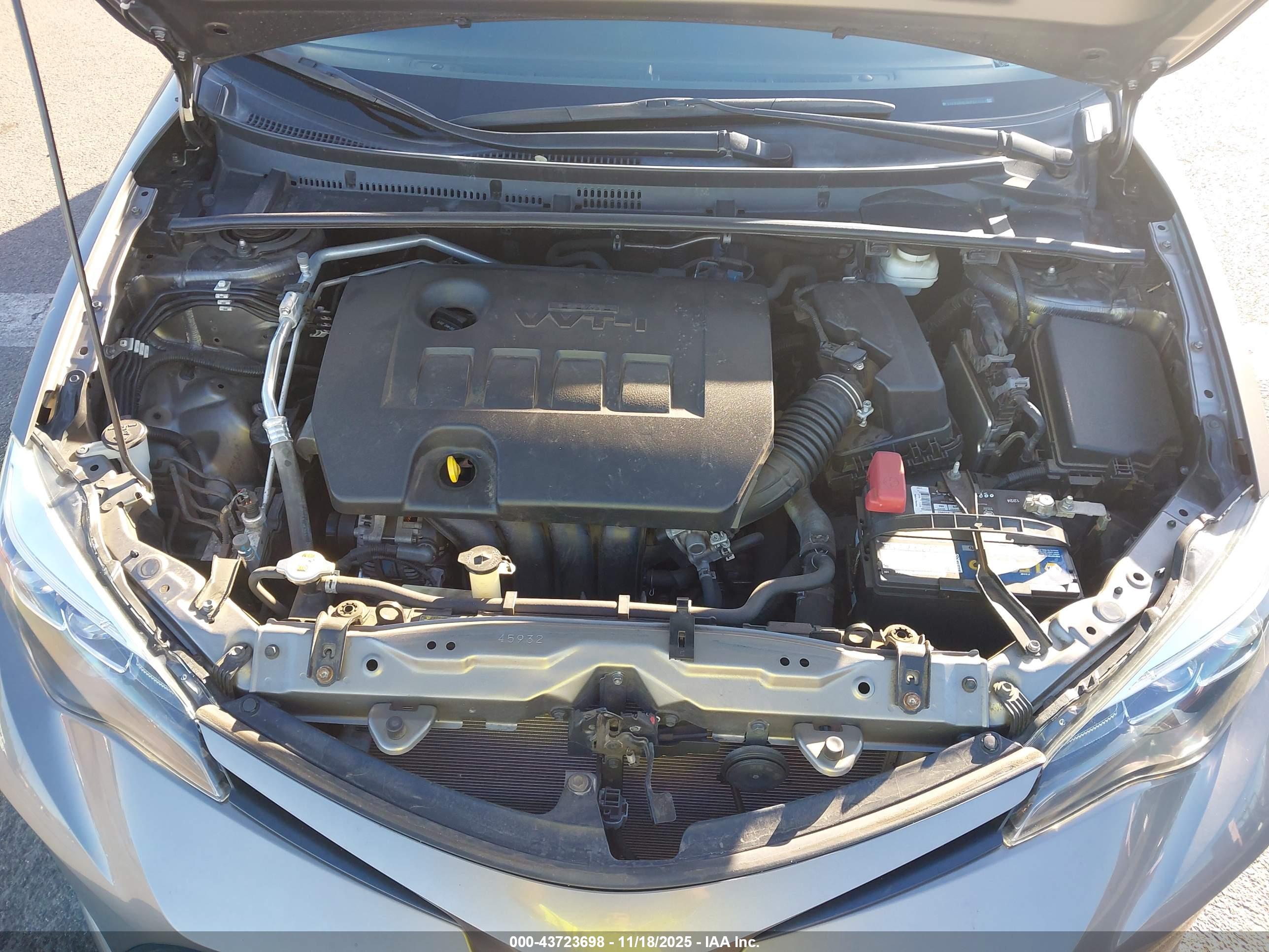 TOYOTA COROLLA image 10