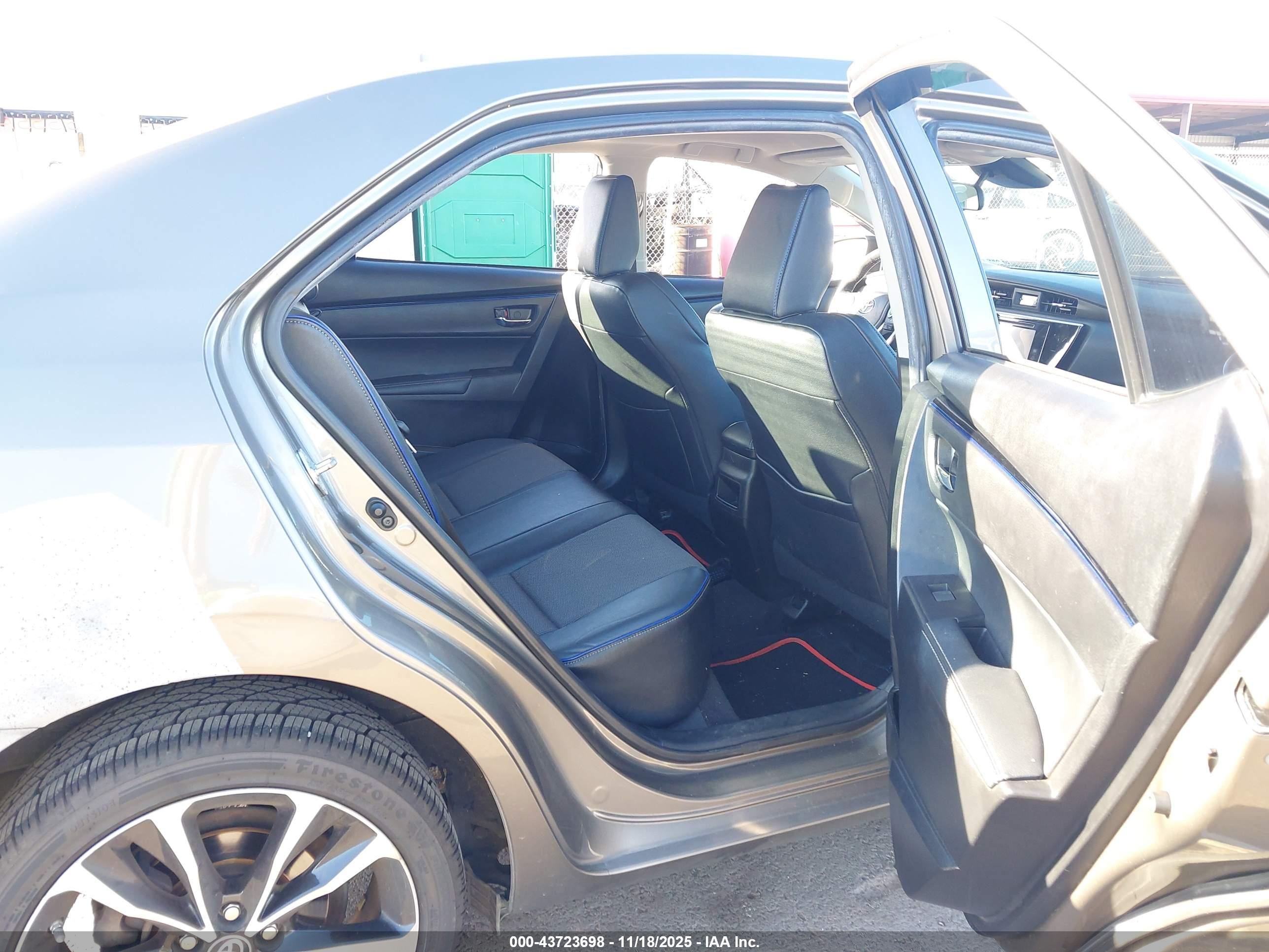 TOYOTA COROLLA image 8