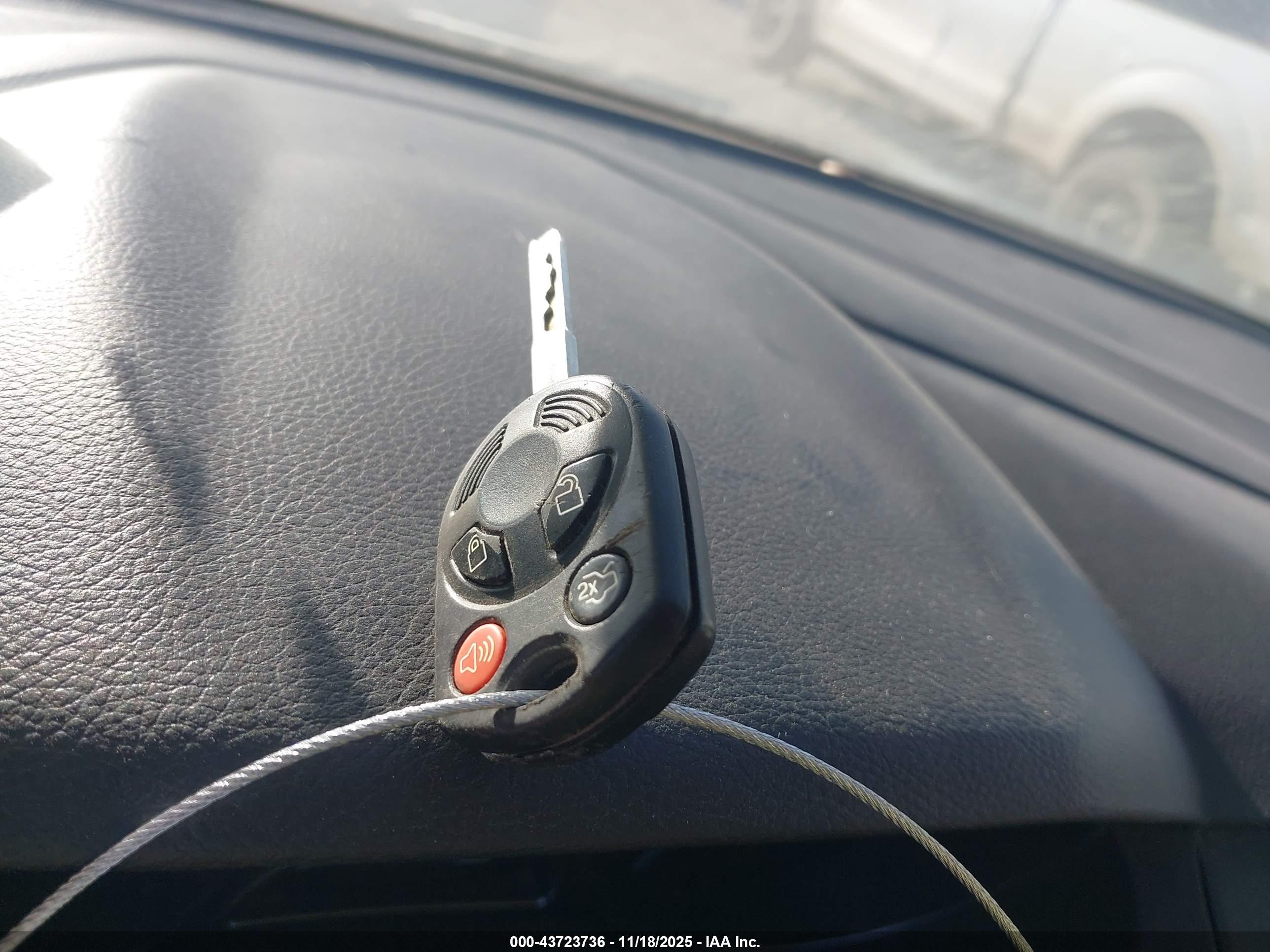 FORD FOCUS image 11