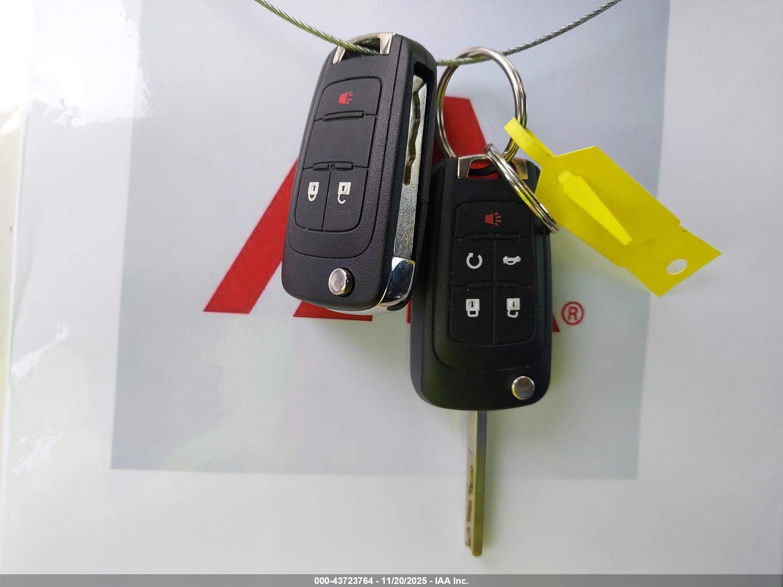 CHEVROLET EQUINOX image 11