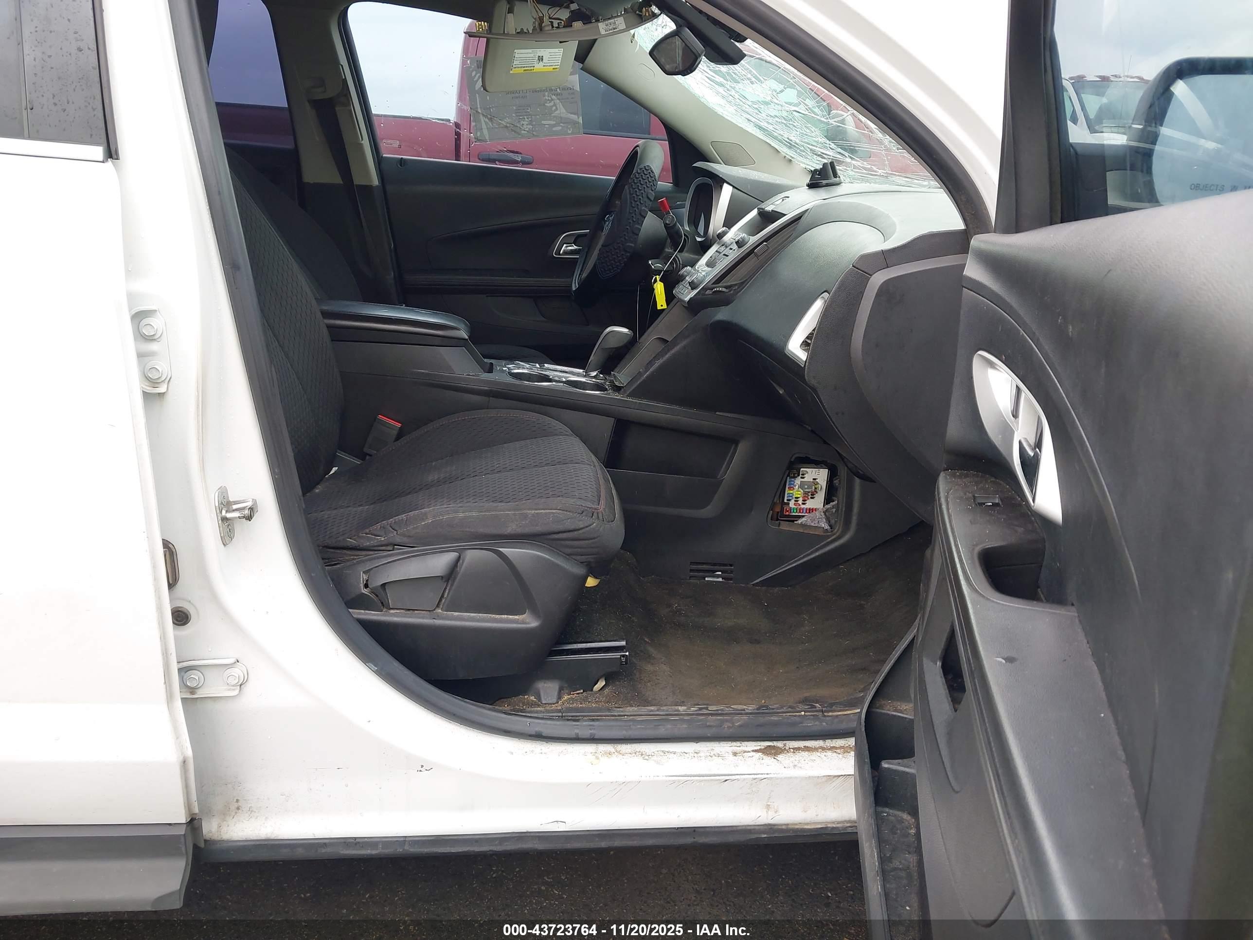 CHEVROLET EQUINOX image 5