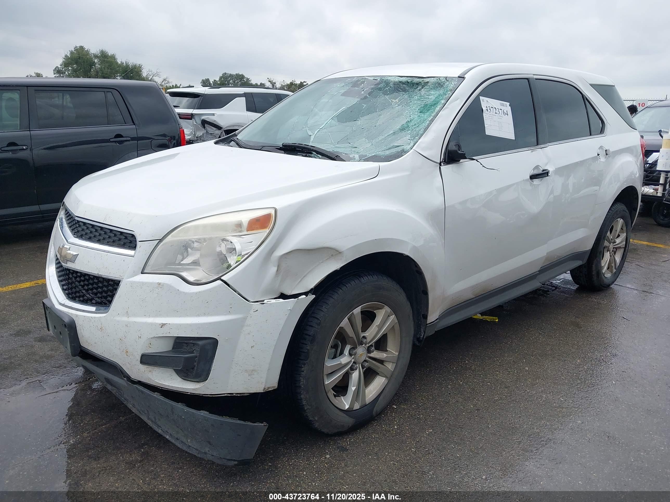 CHEVROLET EQUINOX image 6