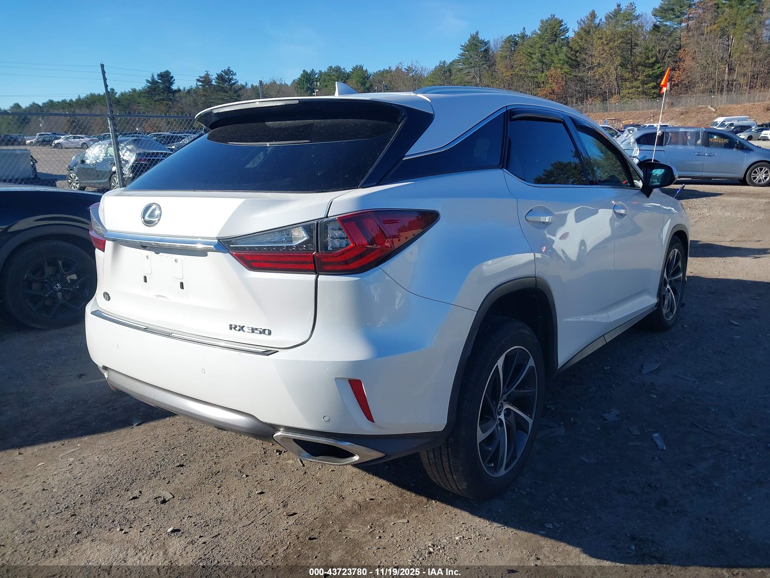 LEXUS RX image 4