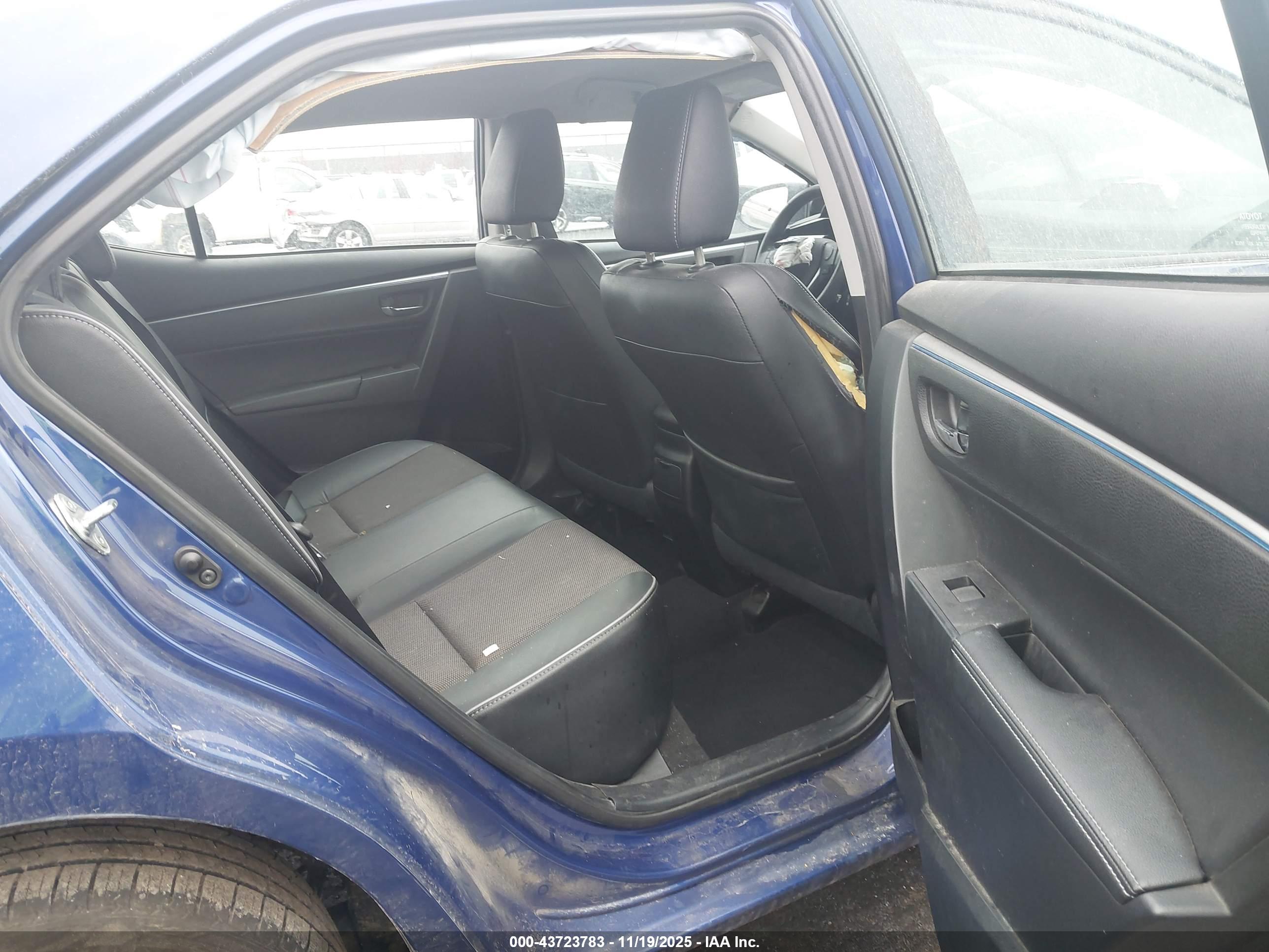 TOYOTA COROLLA image 8