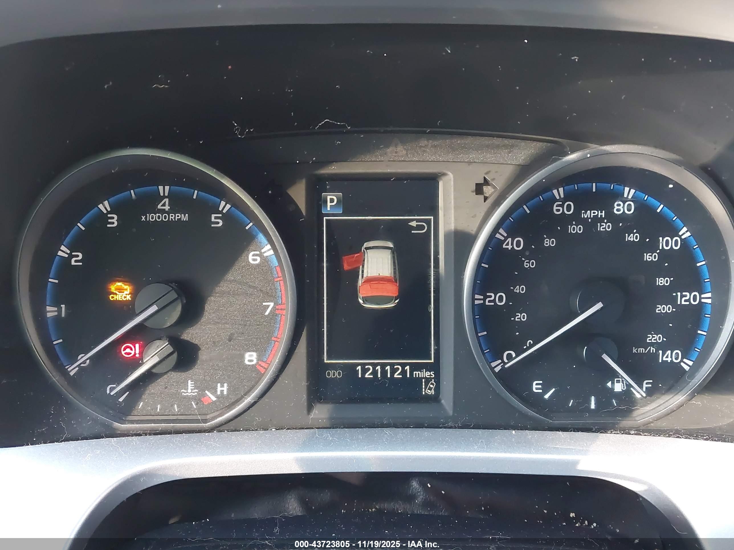 TOYOTA RAV4 image 7