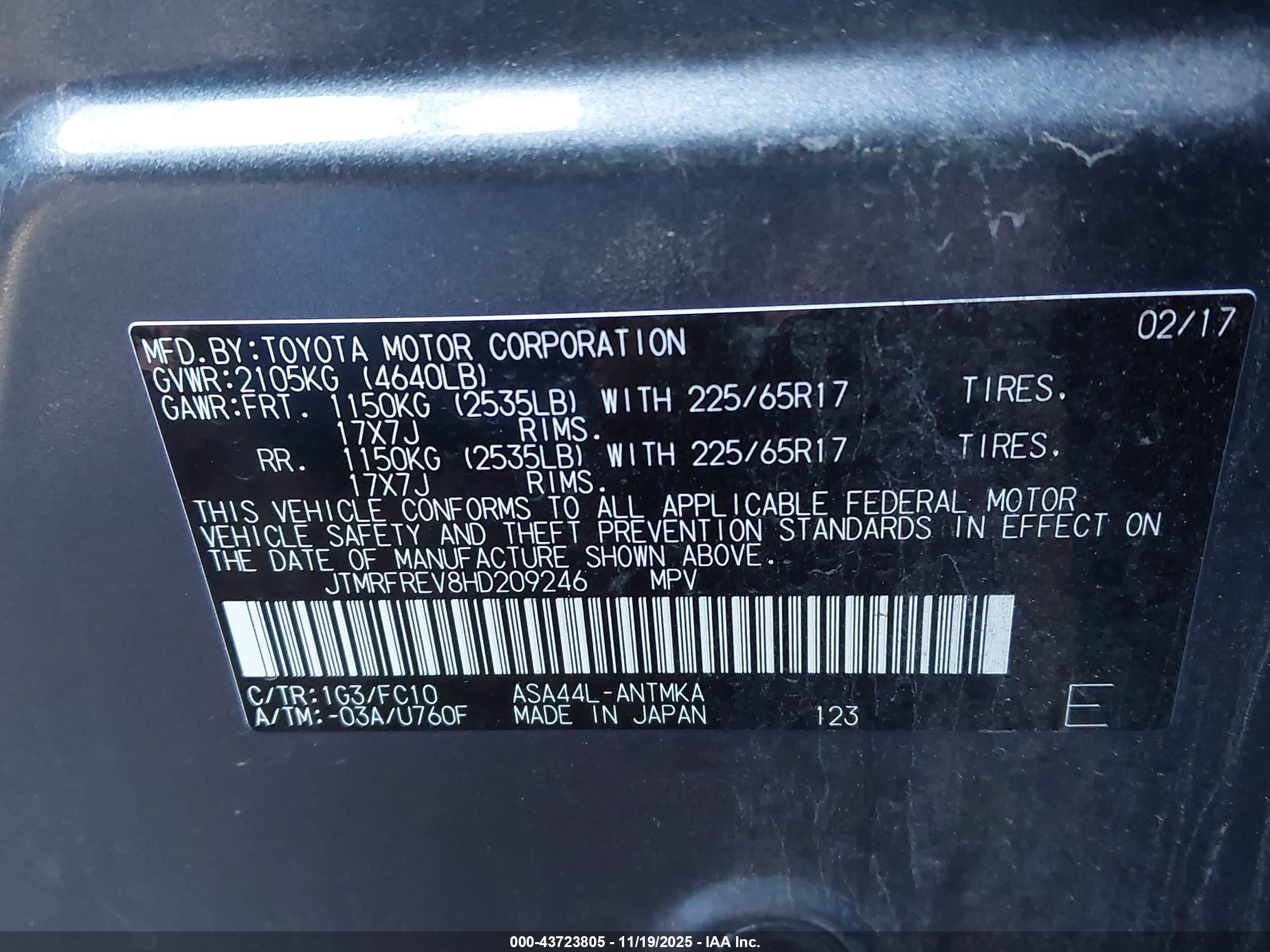TOYOTA RAV4 image 9