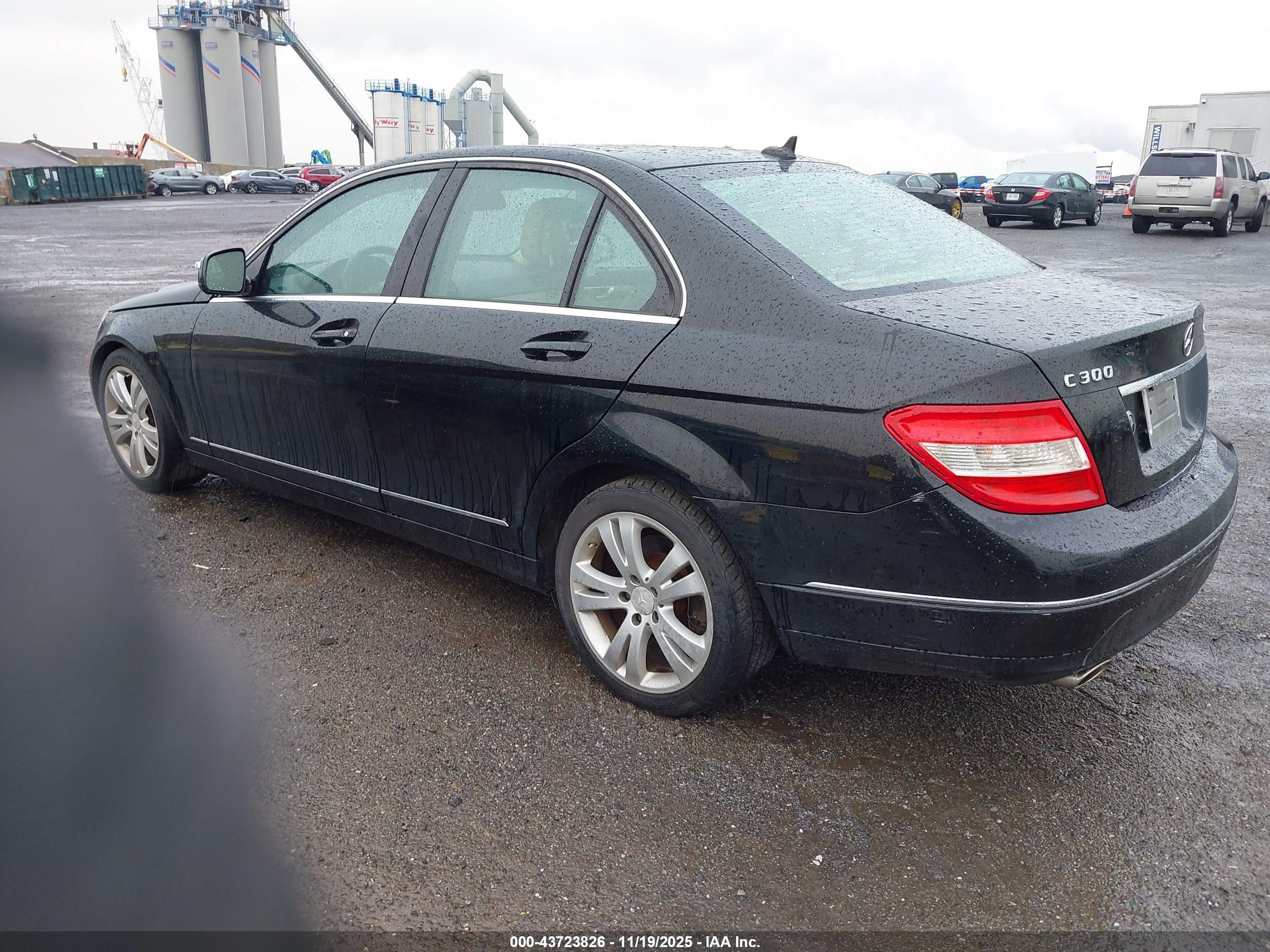 MERCEDES-BENZ C image 3